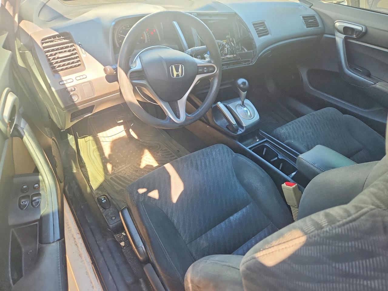 2010 Honda Civic Lx Белый vin: 2HGFG1B6XAH003659