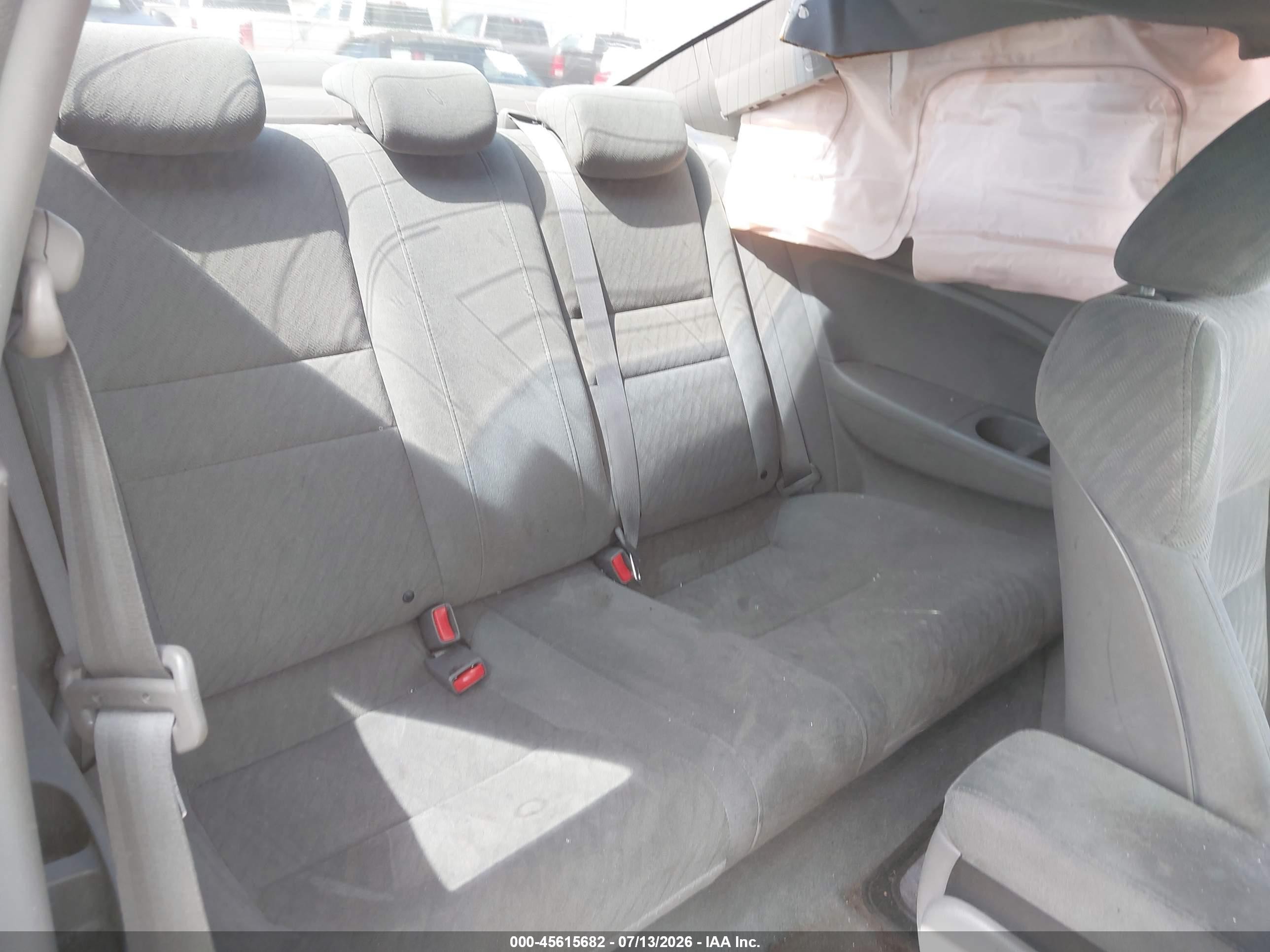 2010 Honda Civic Lx Silver vin: 2HGFG1B6XAH537535