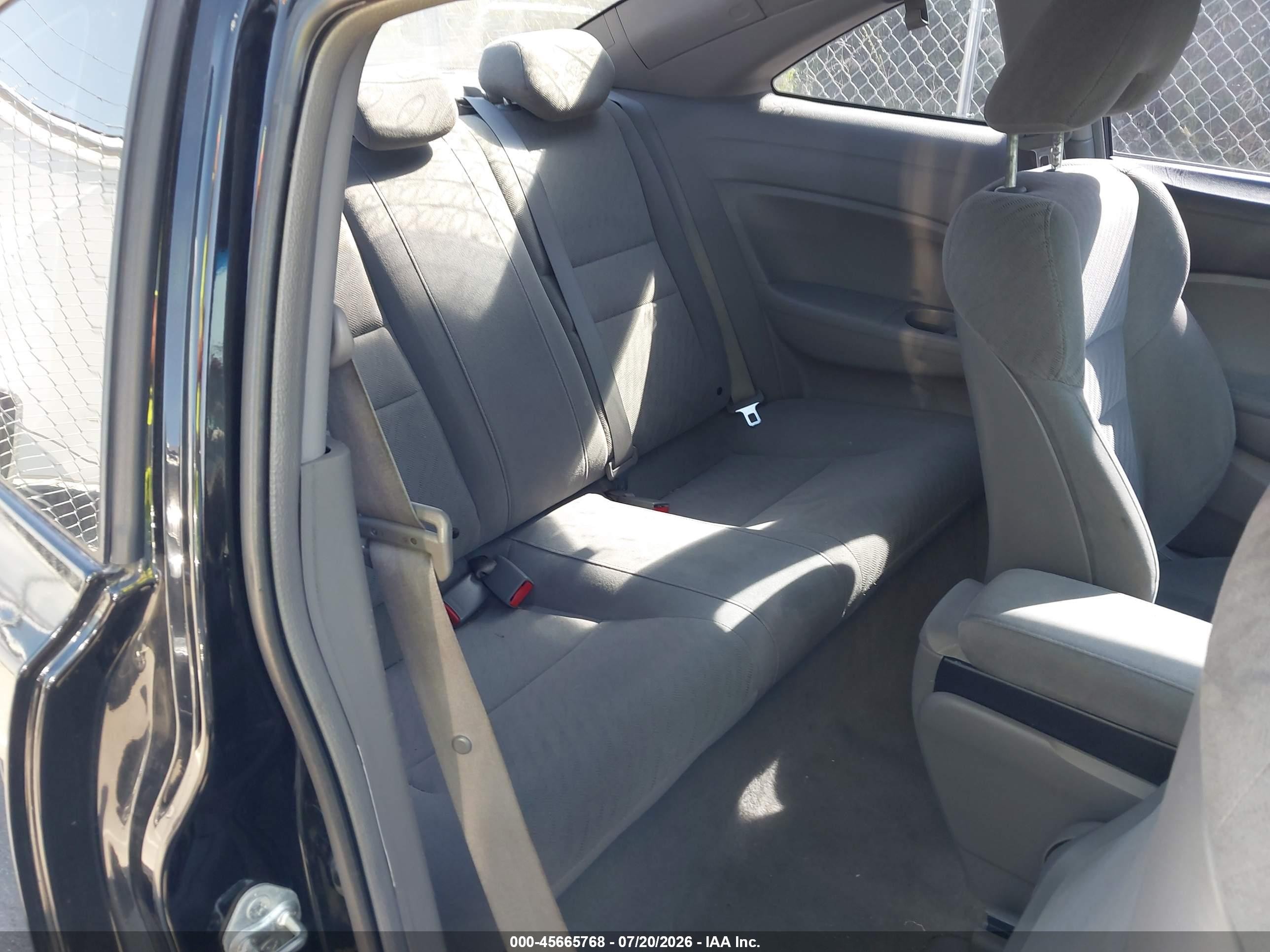 2011 Honda Civic Lx Черный vin: 2HGFG1B6XBH515035