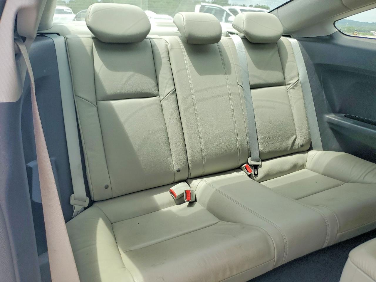 2012 Honda Civic Exl White vin: 2HGFG3B0XCH525072