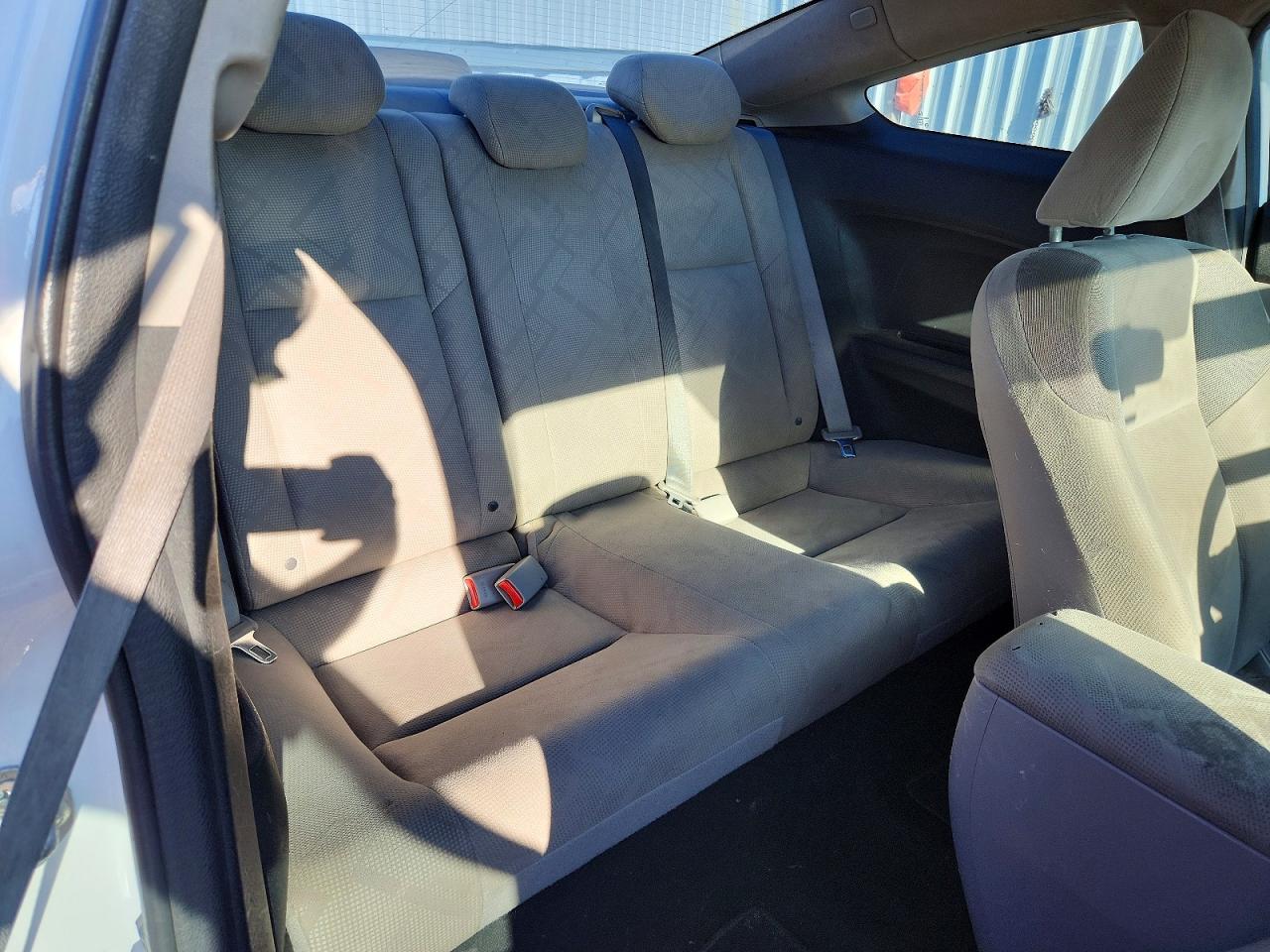 2012 Honda Civic Lx White vin: 2HGFG3B43CH006741