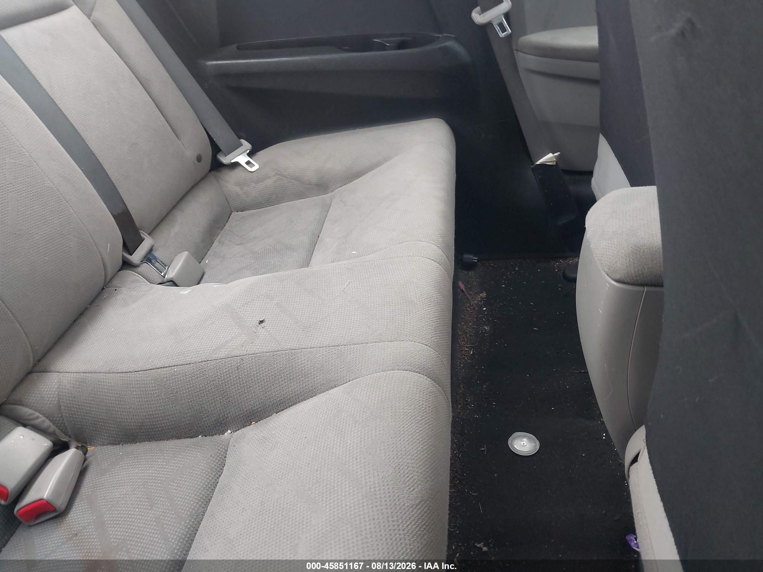 2012 Honda Civic Lx Silver vin: 2HGFG3B50CH543785
