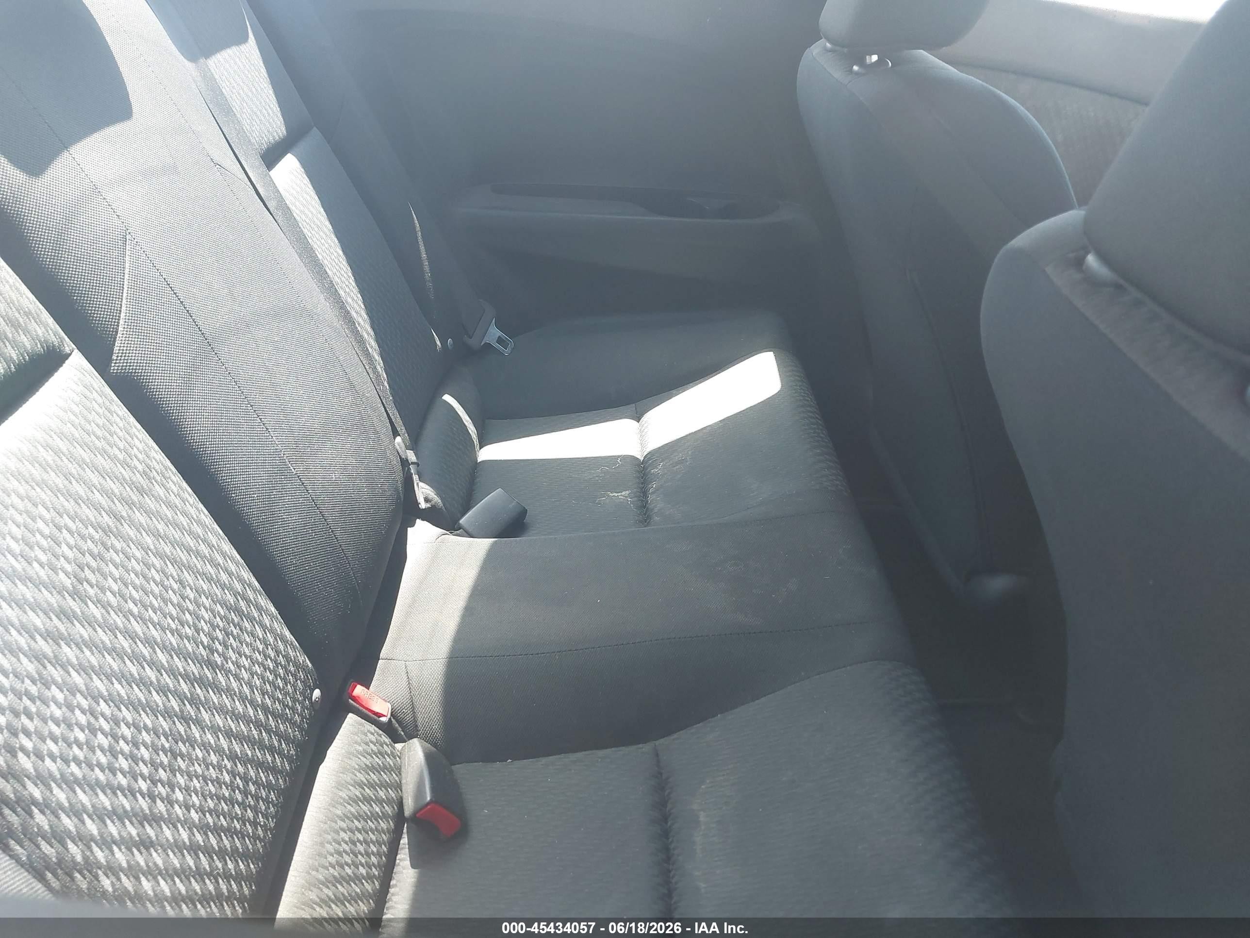 2015 Honda Civic Lx Gray vin: 2HGFG3B50FH516350