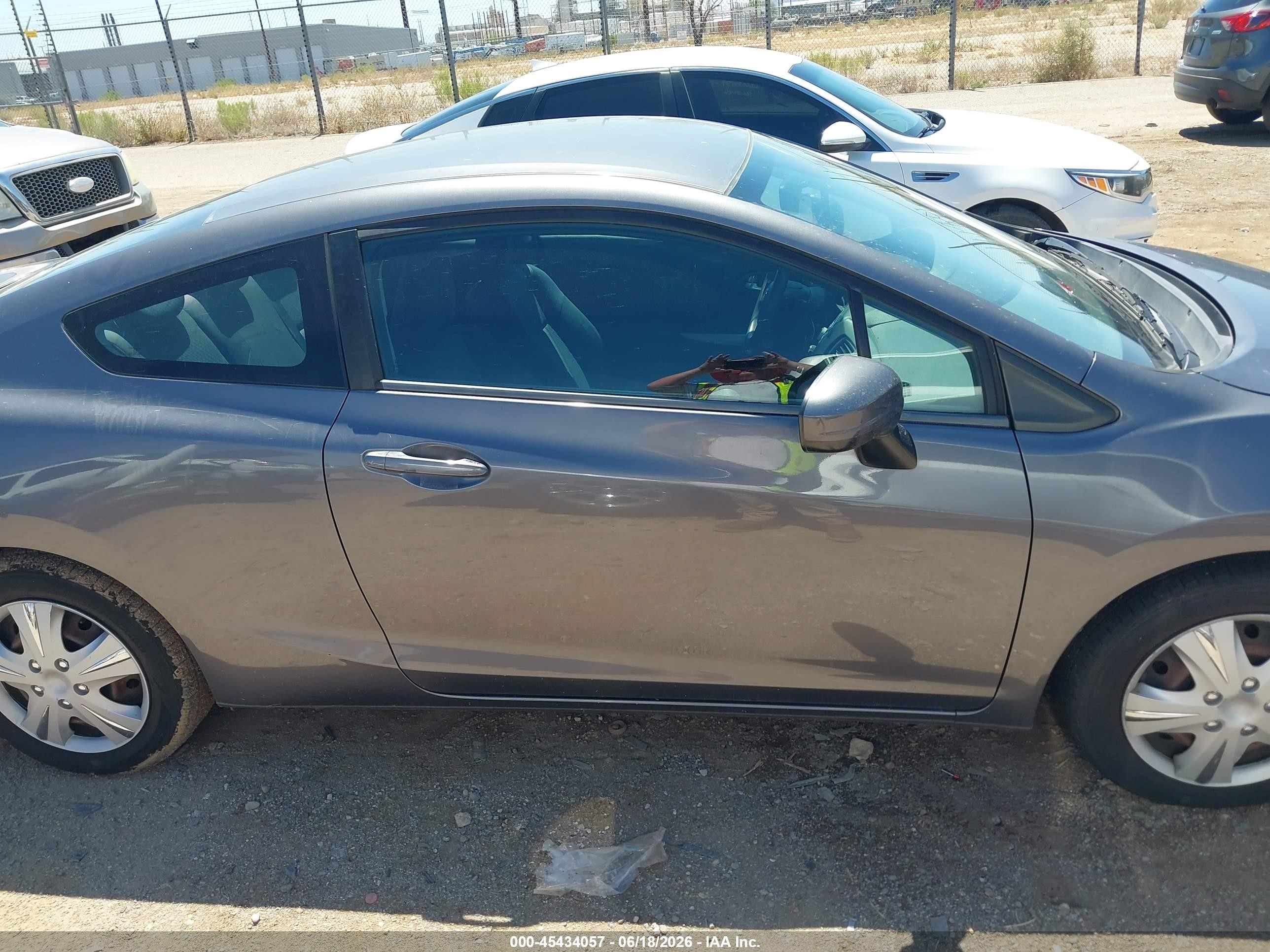 2015 Honda Civic Lx Gray vin: 2HGFG3B50FH516350