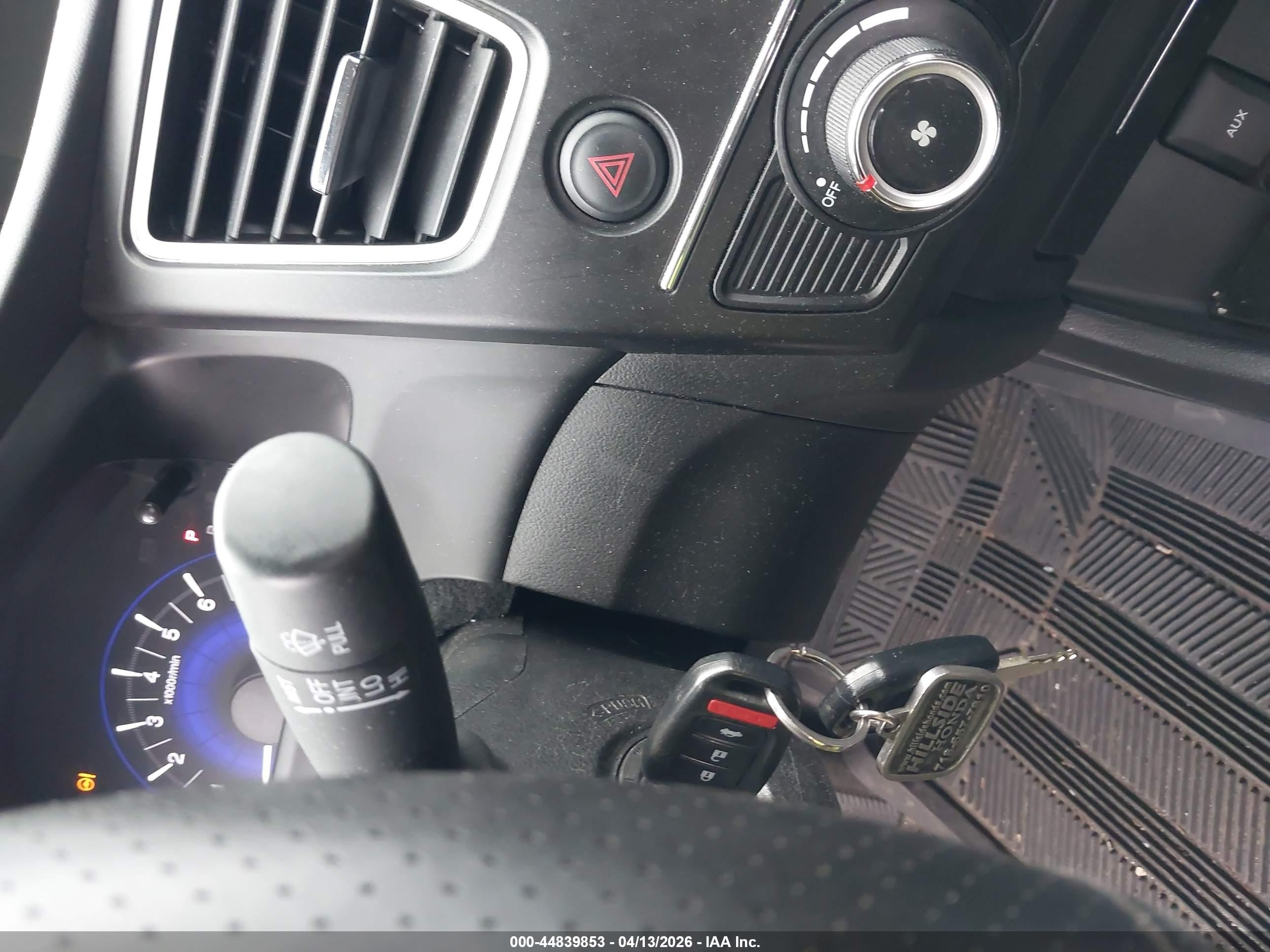 2015 Honda Civic Lx Черный vin: 2HGFG3B51FH505194