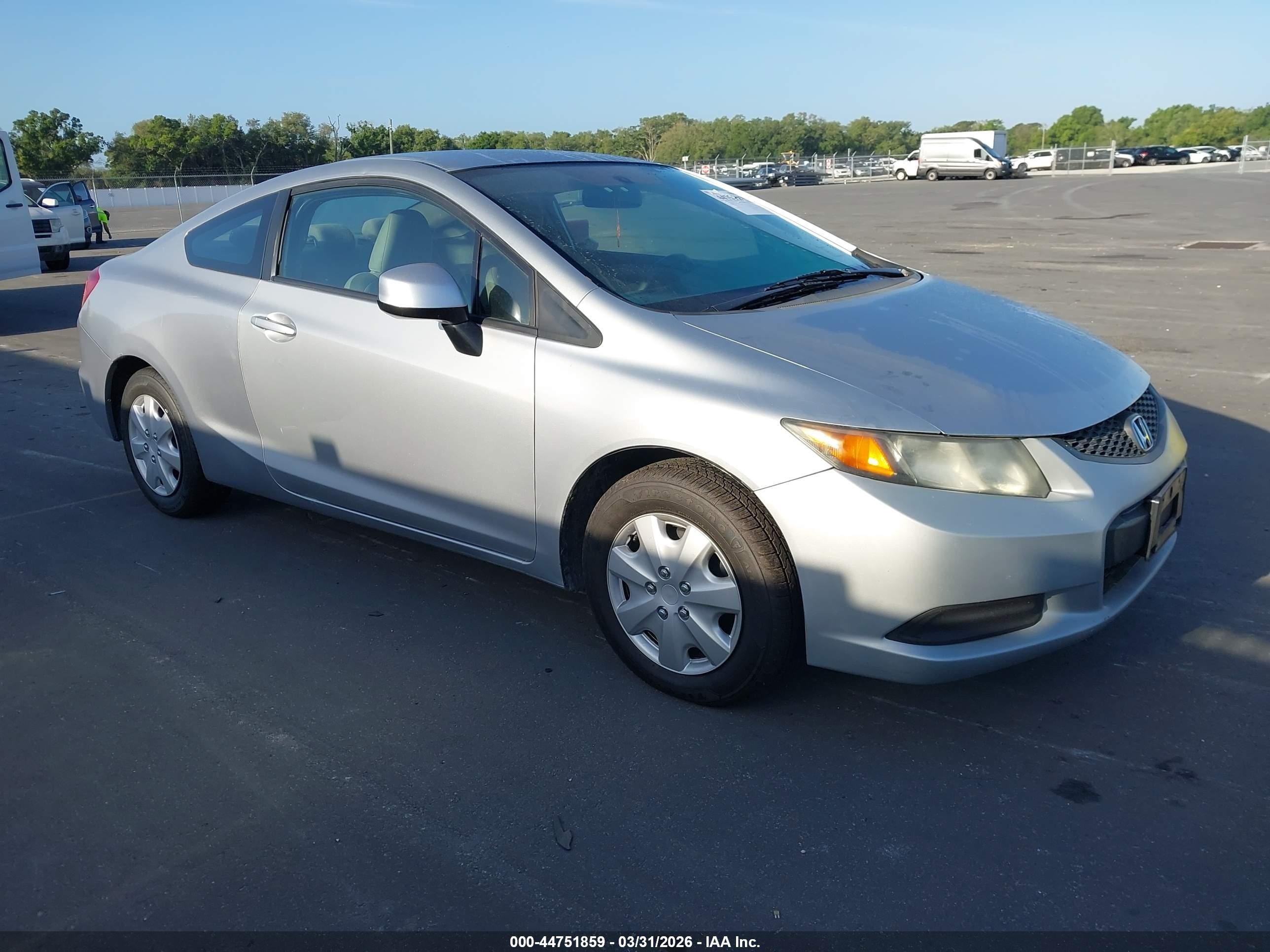 2012 Honda Civic Lx Silver vin: 2HGFG3B52CH557655