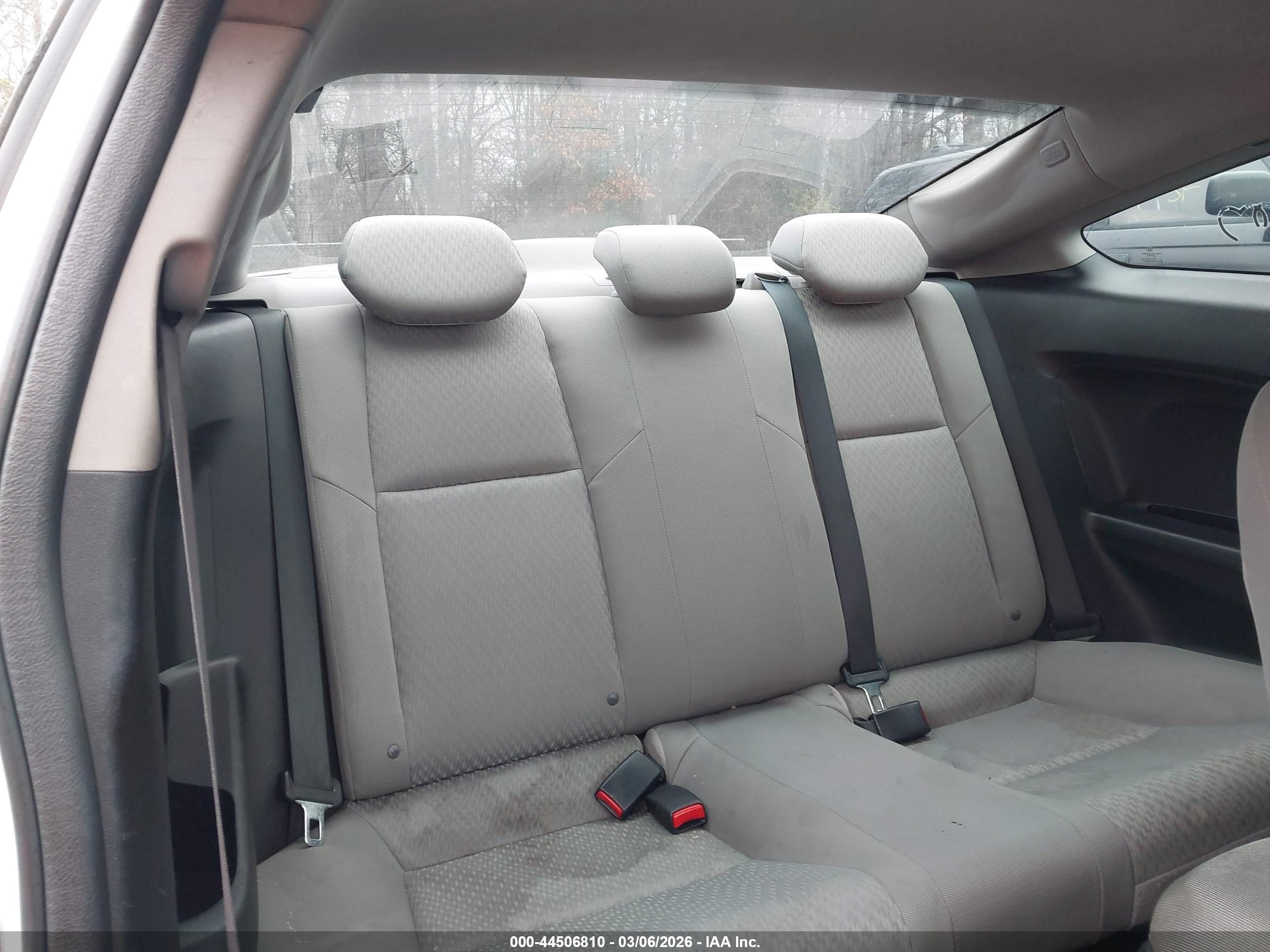 2015 Honda Civic Lx White vin: 2HGFG3B52FH533019