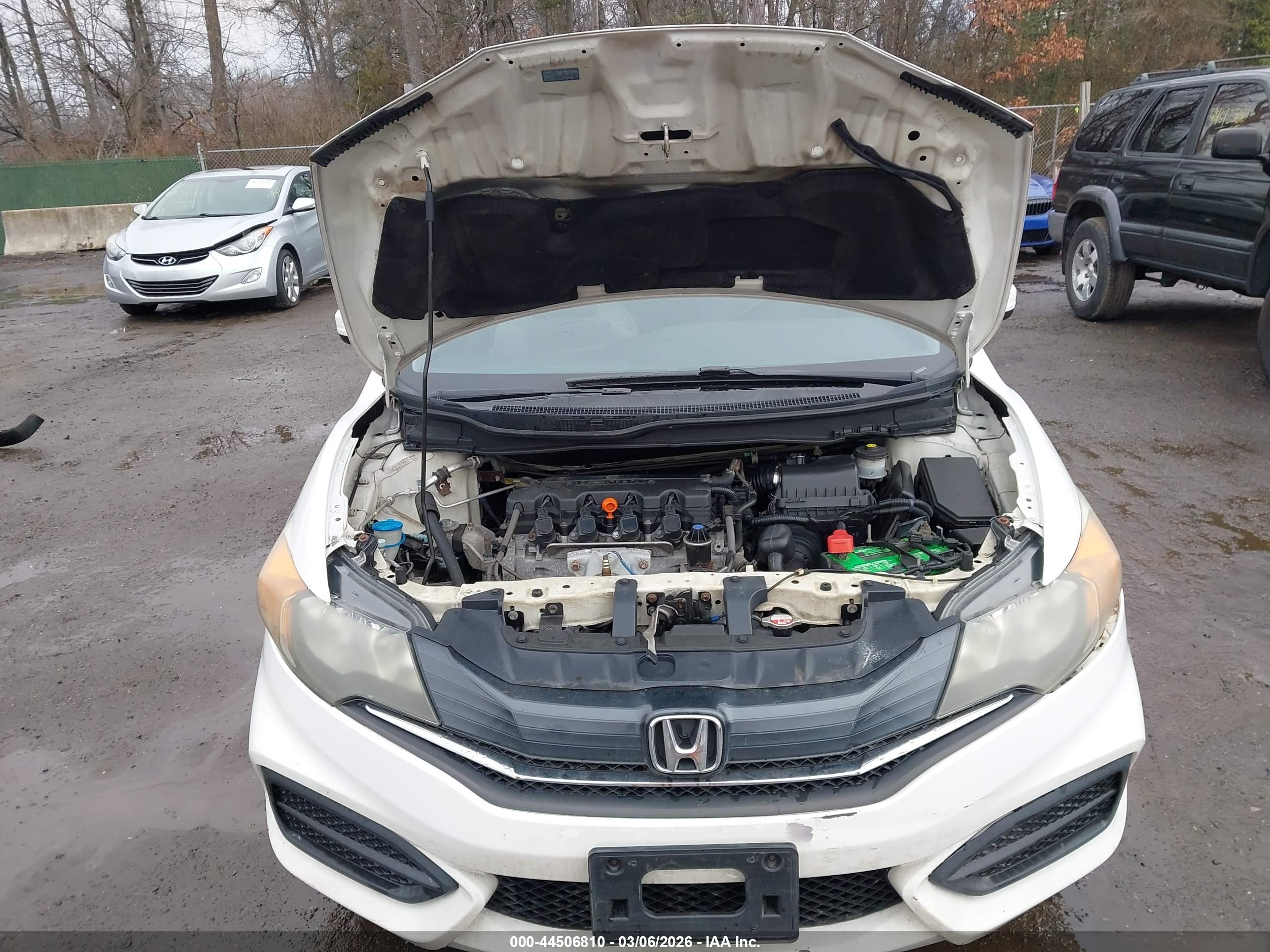 2015 Honda Civic Lx White vin: 2HGFG3B52FH533019