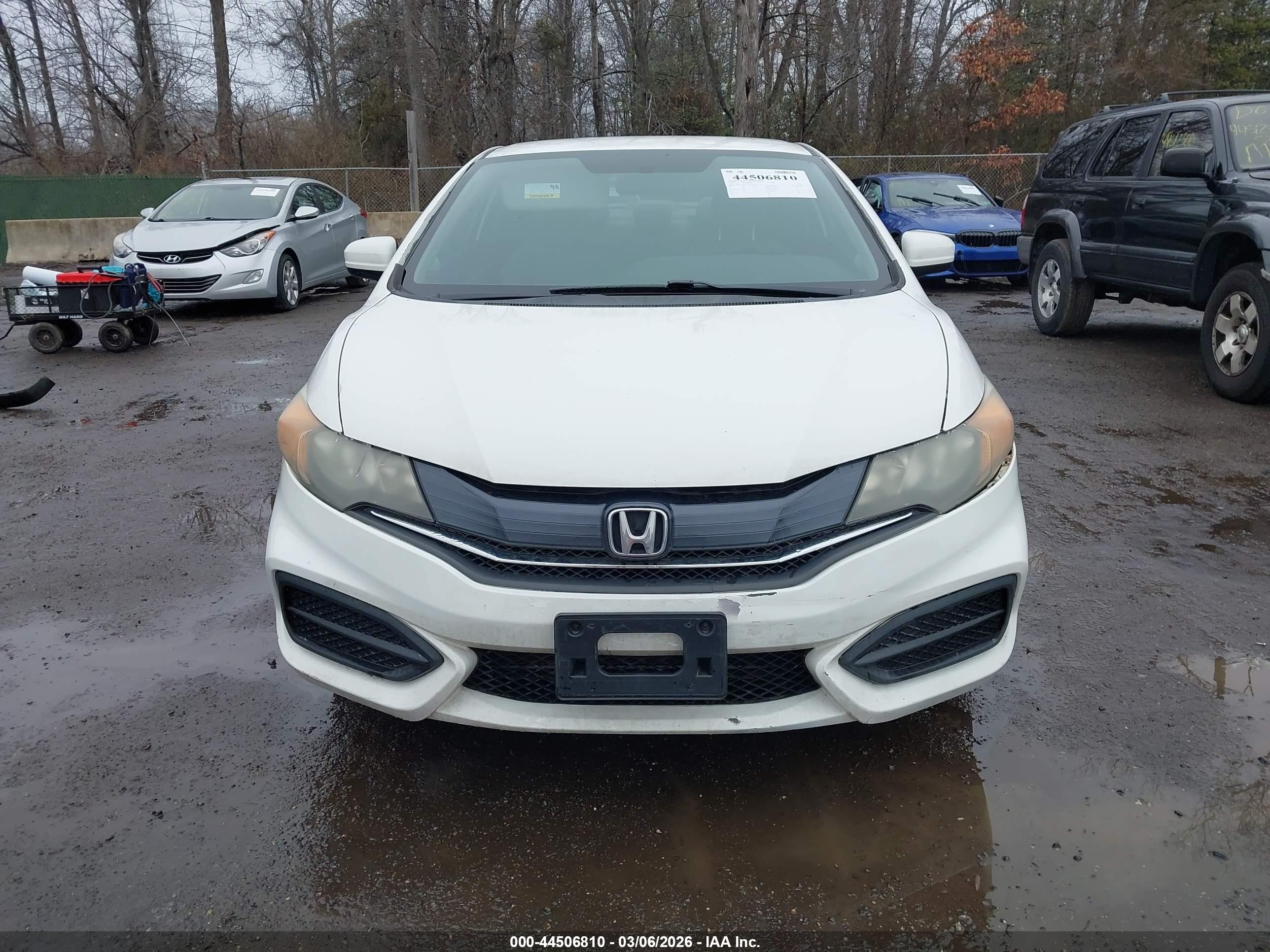 2015 Honda Civic Lx White vin: 2HGFG3B52FH533019