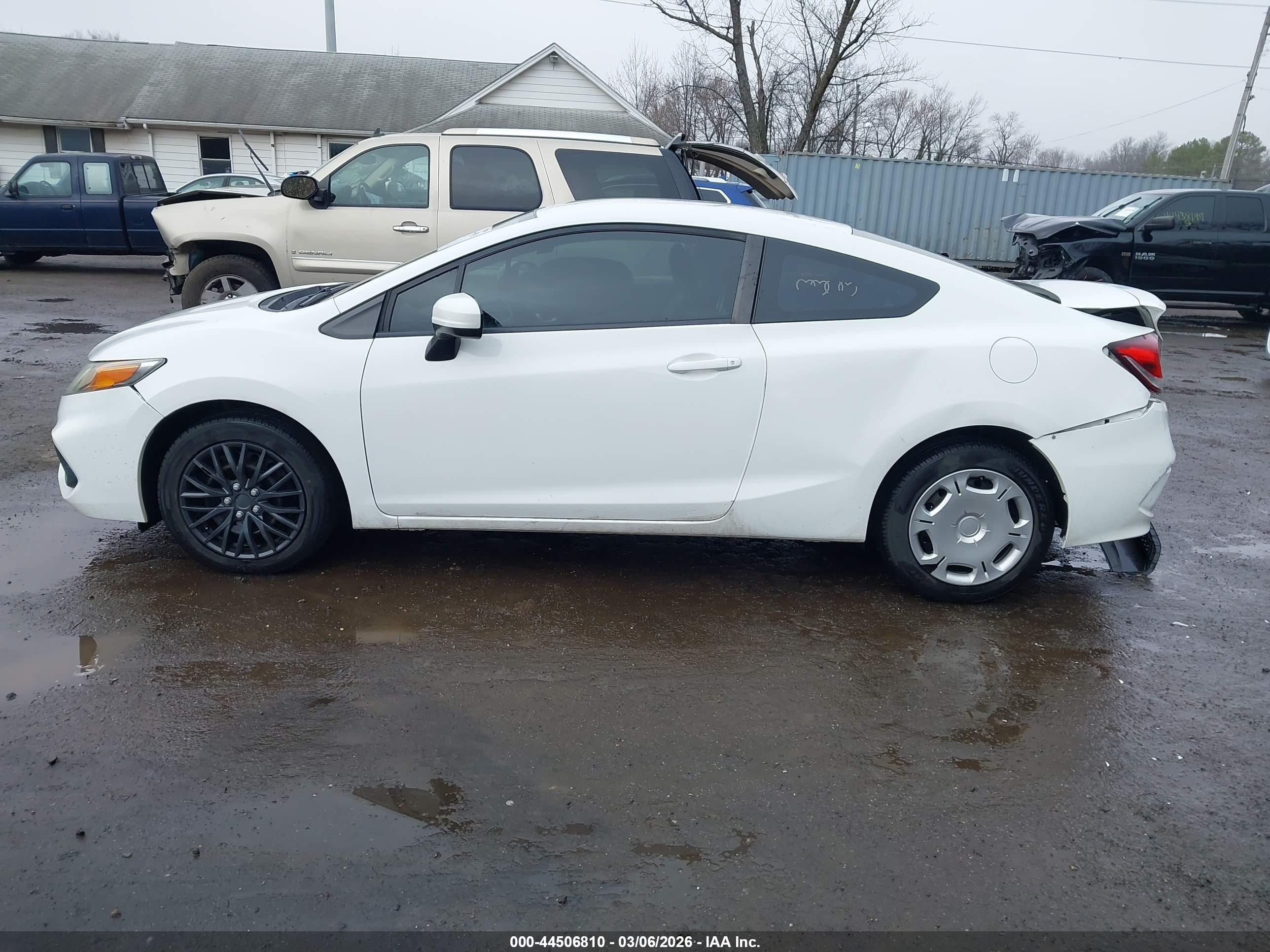2015 Honda Civic Lx White vin: 2HGFG3B52FH533019