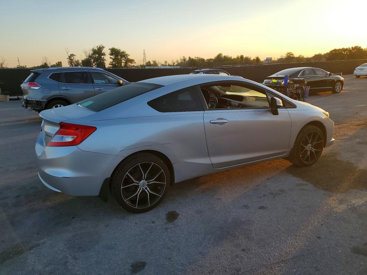 2013 Honda Civic Lx Серебряный vin: 2HGFG3B53DH523578