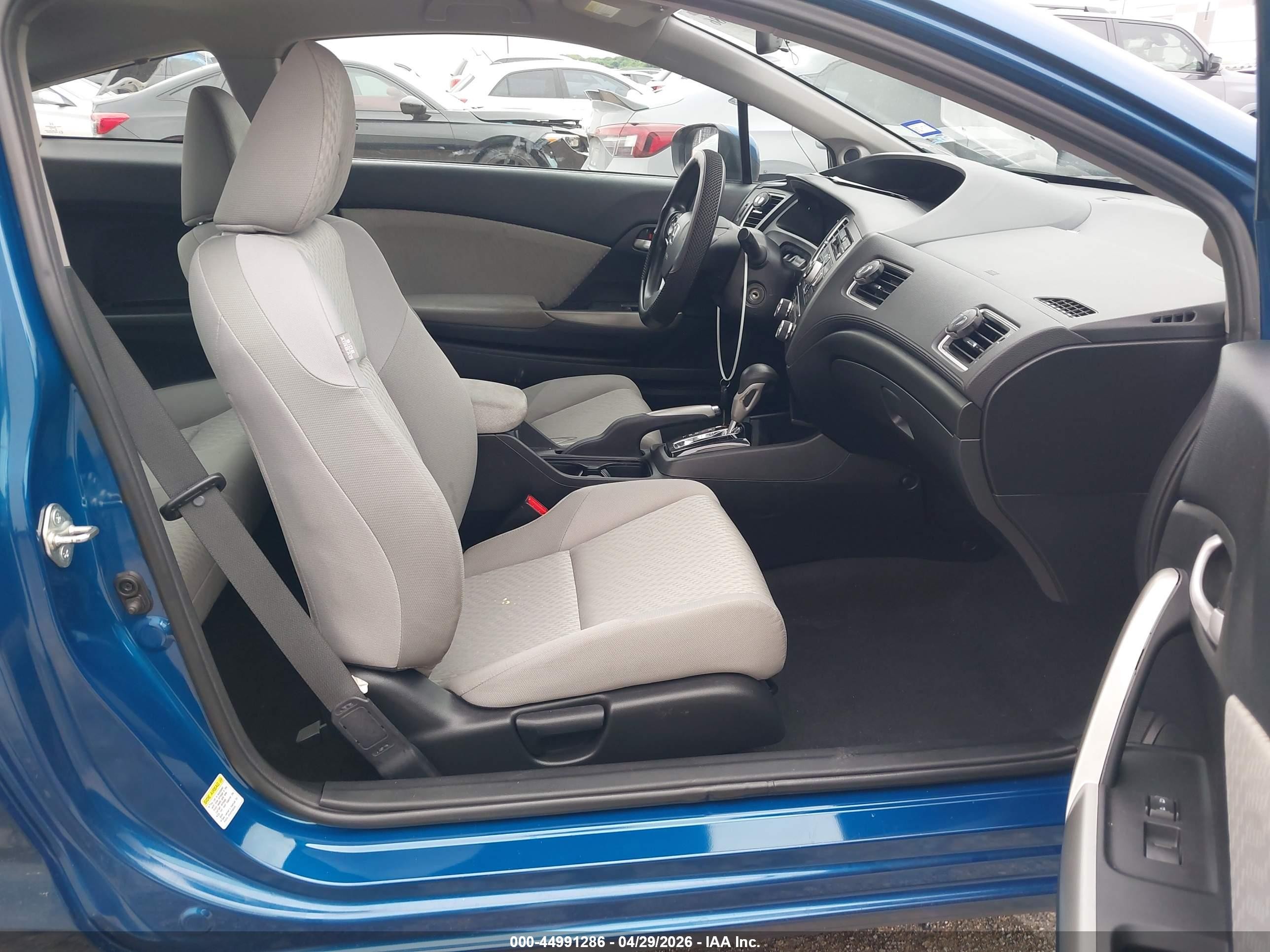 2015 Honda Civic Lx Blue vin: 2HGFG3B53FH531344
