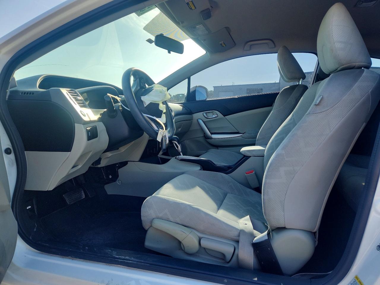 2012 Honda Civic Lx White vin: 2HGFG3B54CH543692