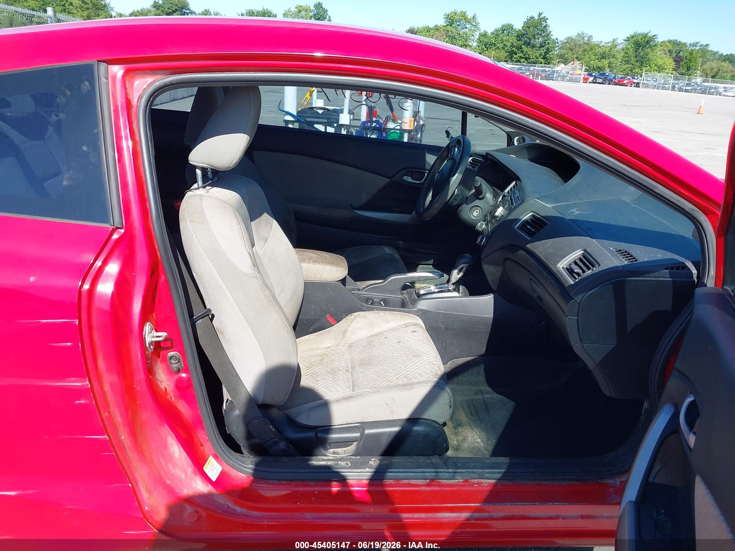 2015 Honda Civic Lx Красный vin: 2HGFG3B54FH529621