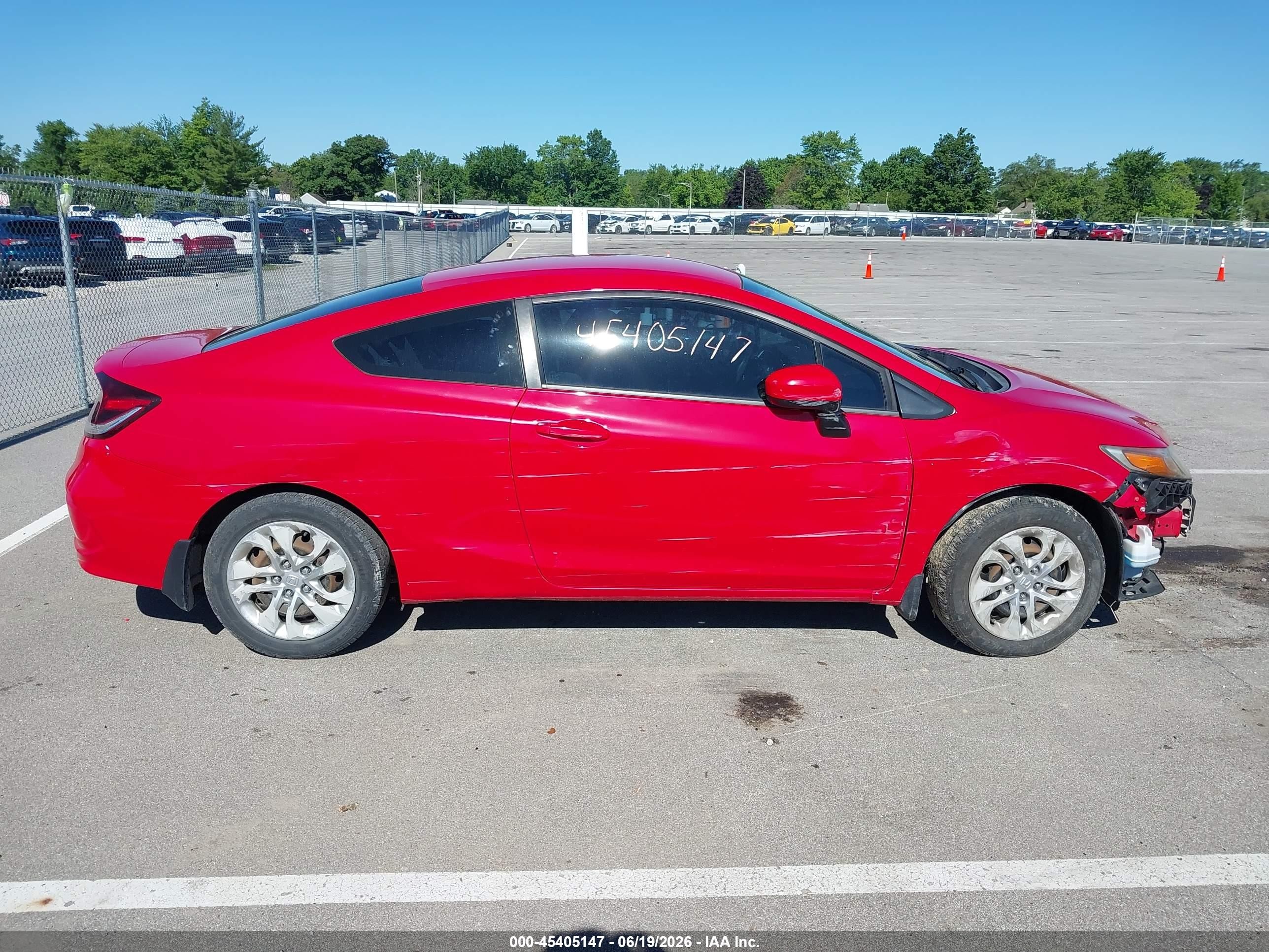 2015 Honda Civic Lx Красный vin: 2HGFG3B54FH529621