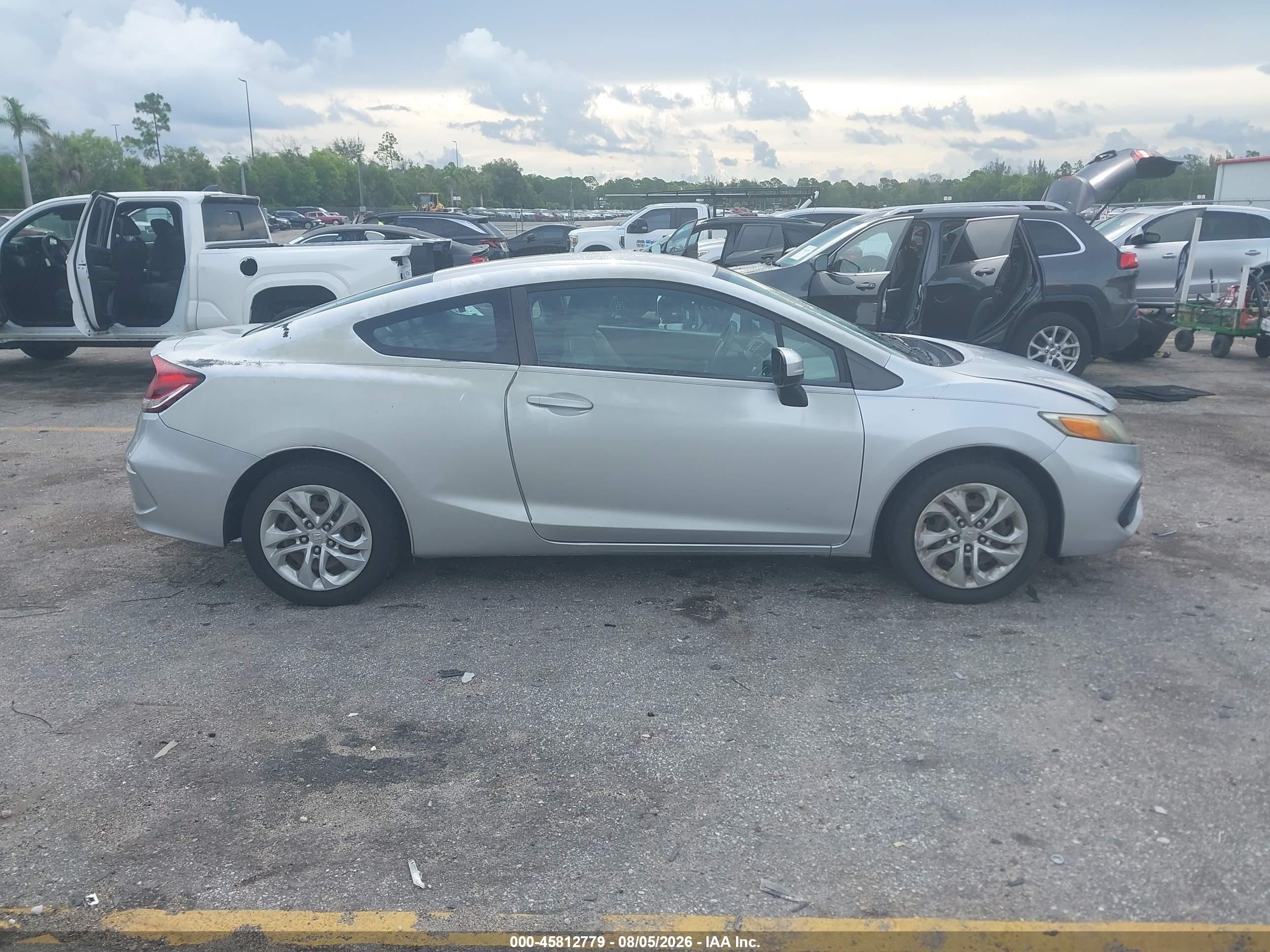 2015 Honda Civic Lx Silver vin: 2HGFG3B55FH516912