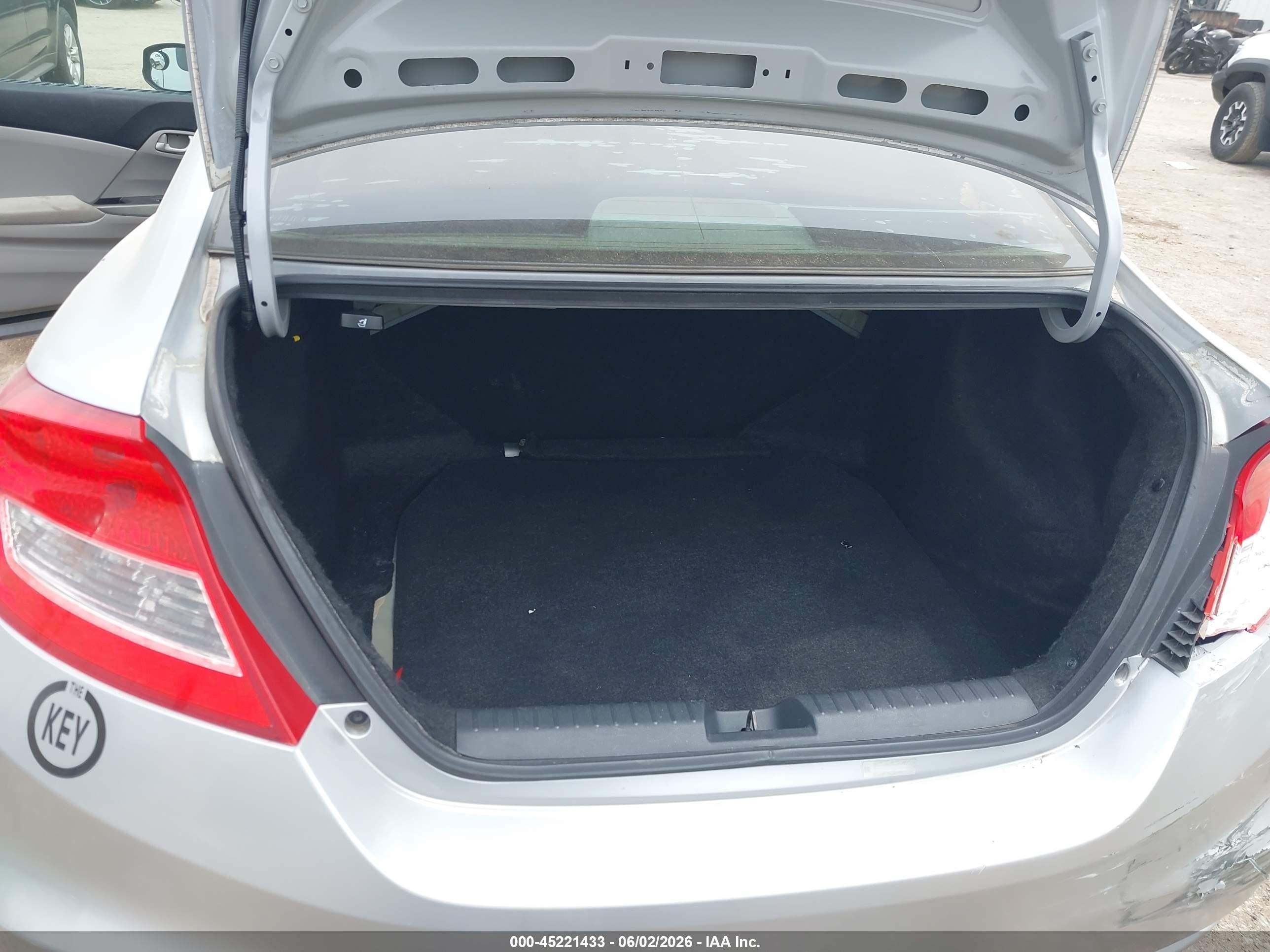 2012 Honda Civic Lx Silver vin: 2HGFG3B56CH540387