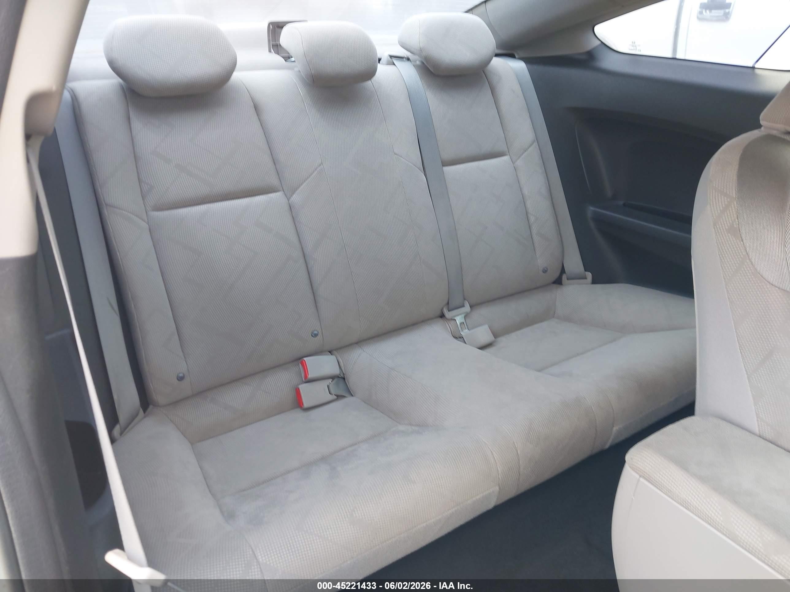 2012 Honda Civic Lx Silver vin: 2HGFG3B56CH540387