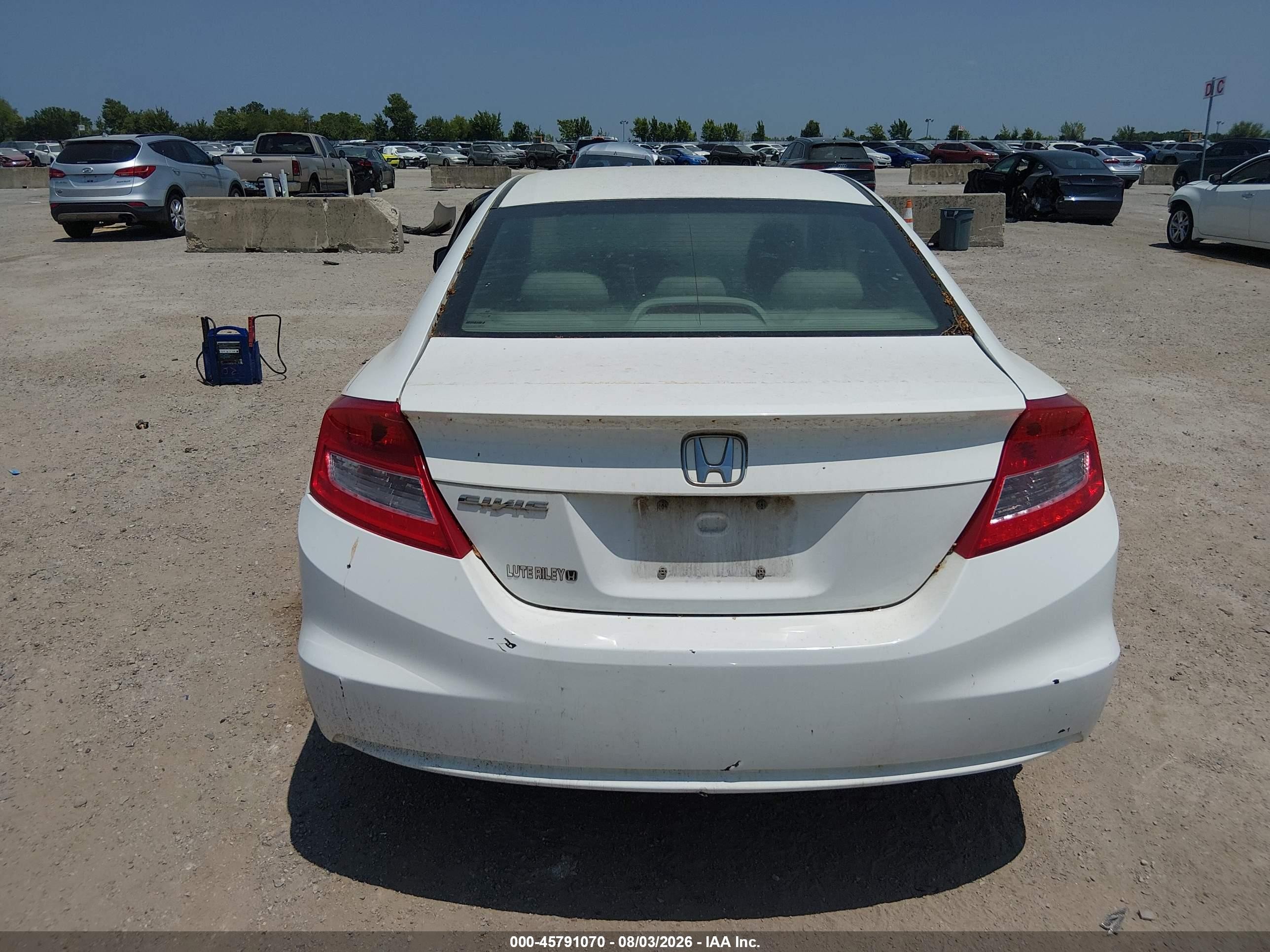 2012 Honda Civic Lx Белый vin: 2HGFG3B56CH547713