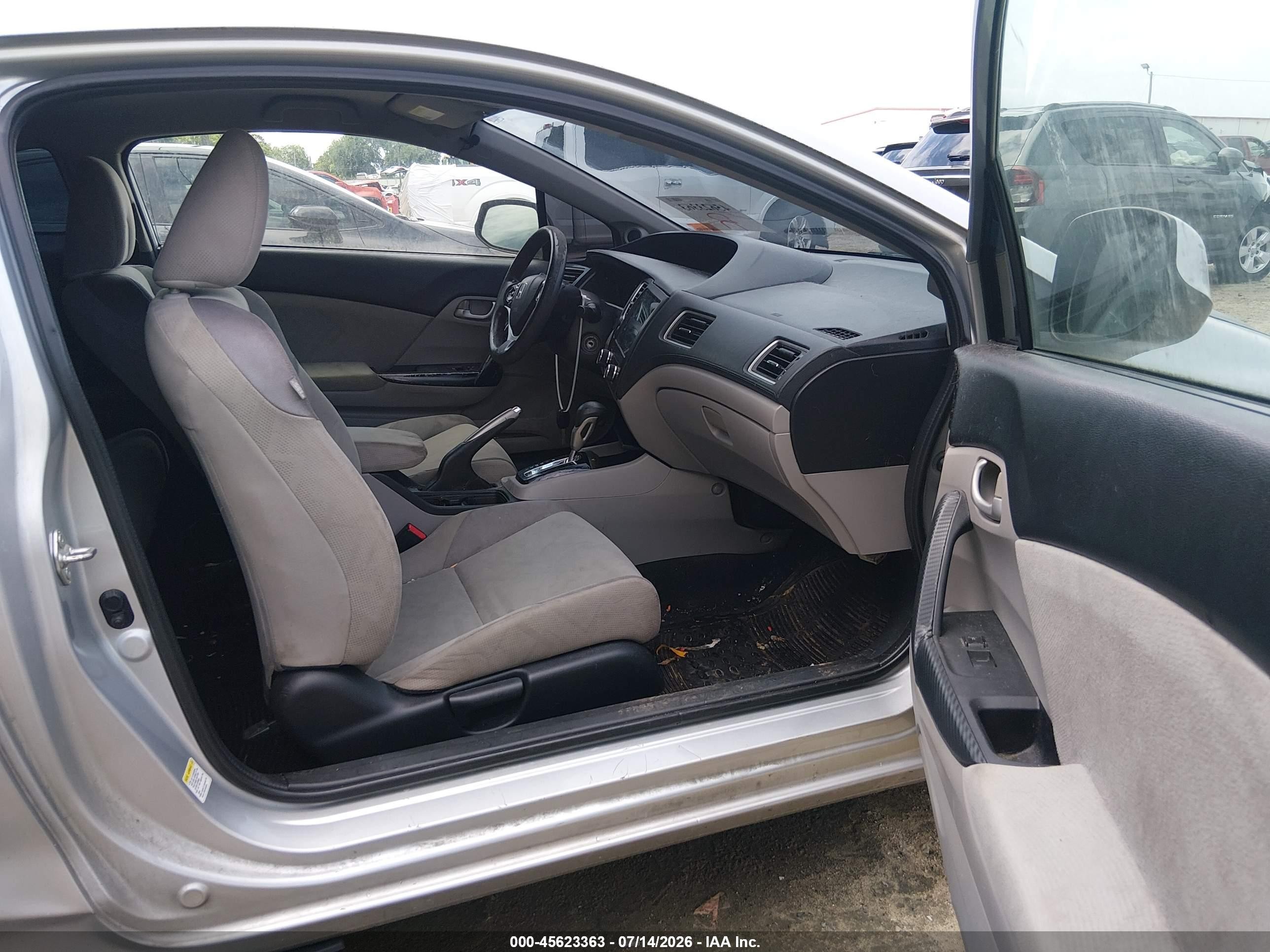 2013 Honda Civic Lx Silver vin: 2HGFG3B56DH523249