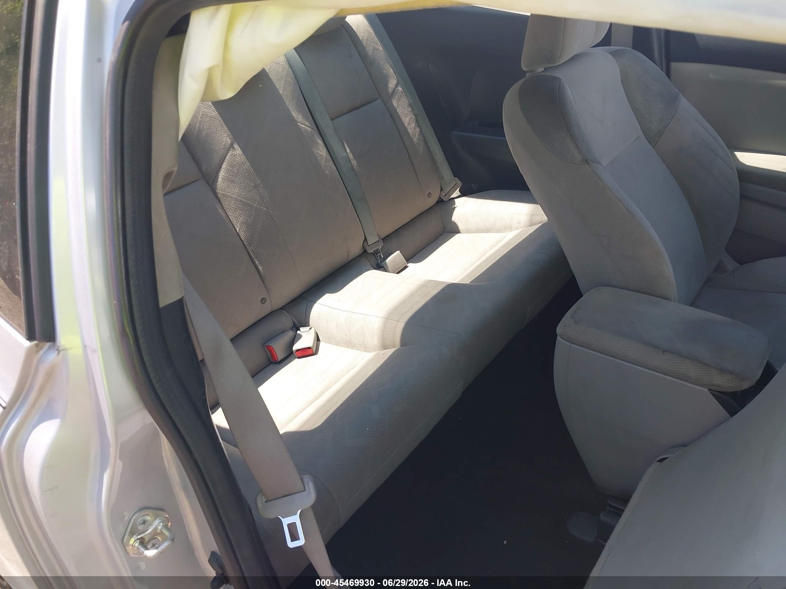 2012 Honda Civic Lx Silver vin: 2HGFG3B57CH559045