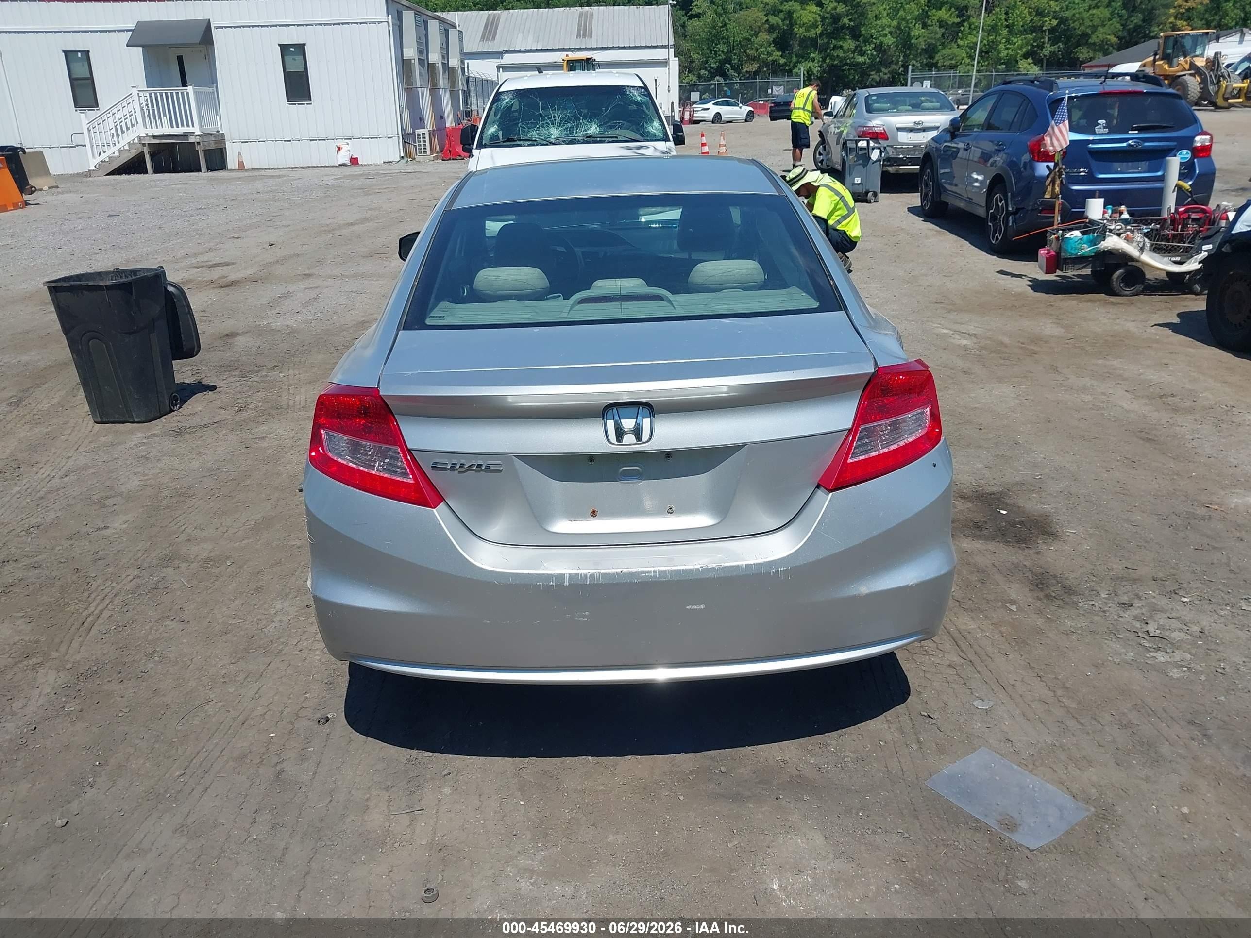 2012 Honda Civic Lx Silver vin: 2HGFG3B57CH559045