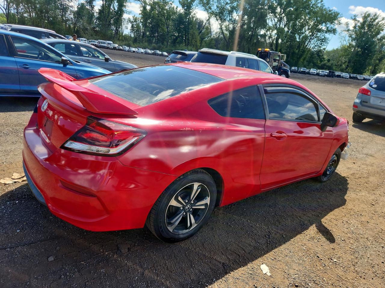 2015 Honda Civic Lx Красный vin: 2HGFG3B57FH501084