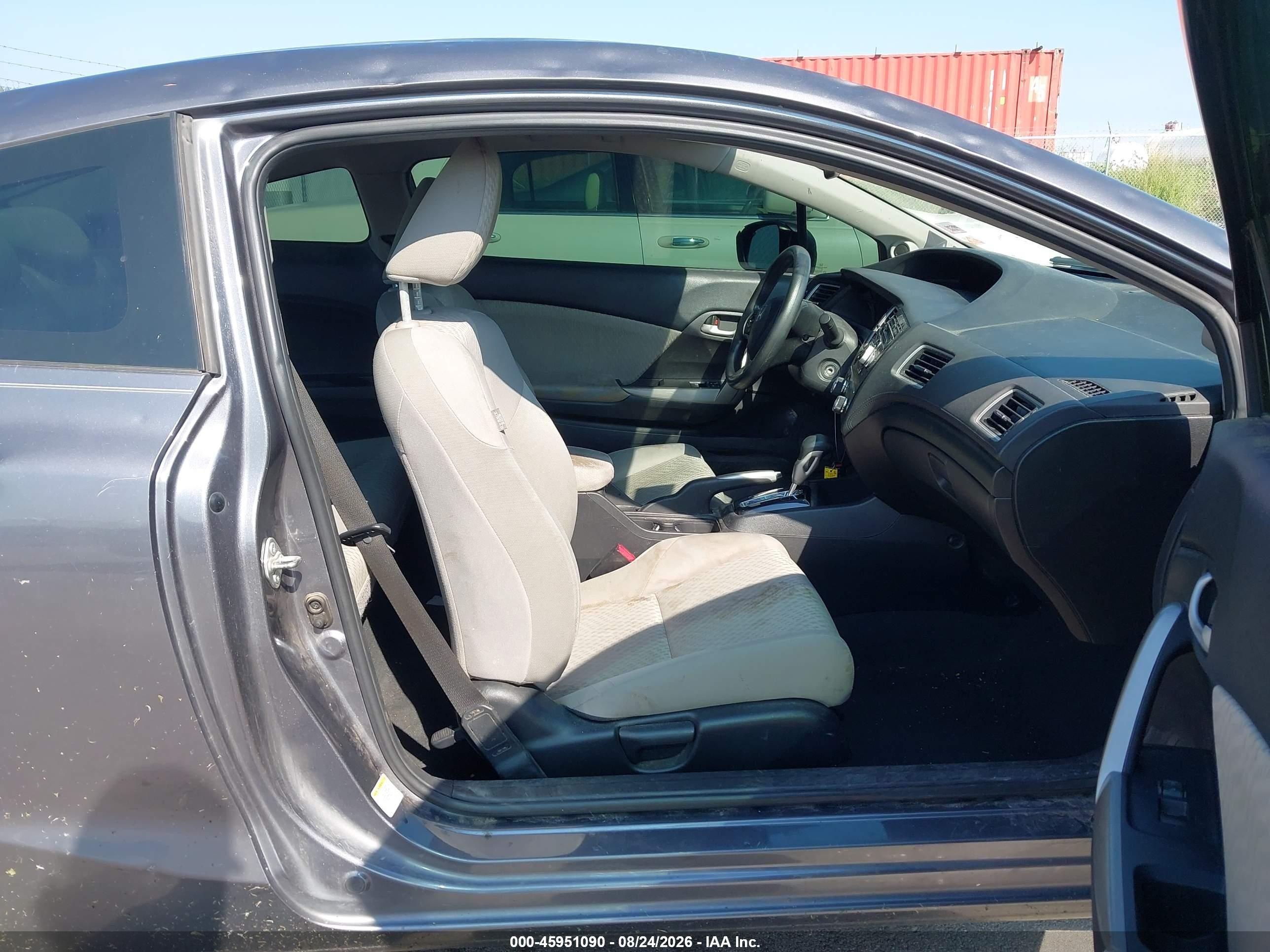 2015 Honda Civic Lx Серый vin: 2HGFG3B57FH512523
