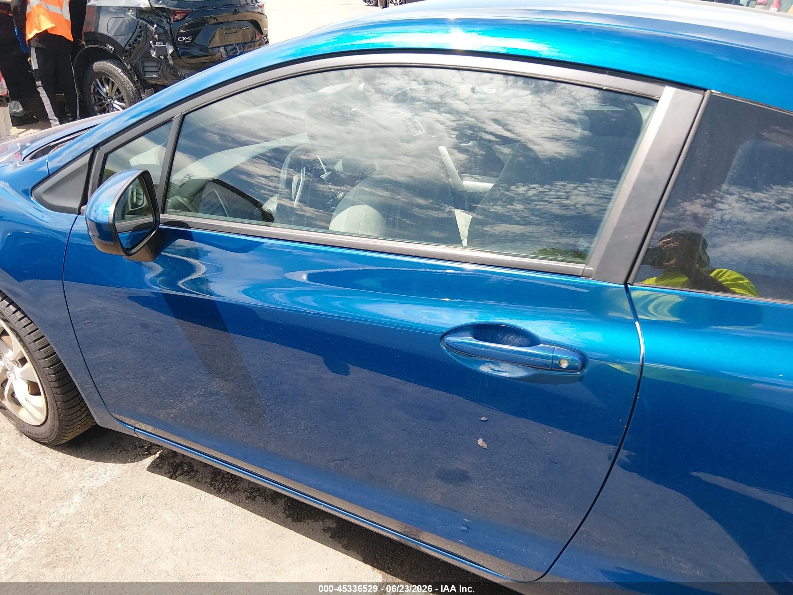 2015 Honda Civic Lx Blue vin: 2HGFG3B57FH531704