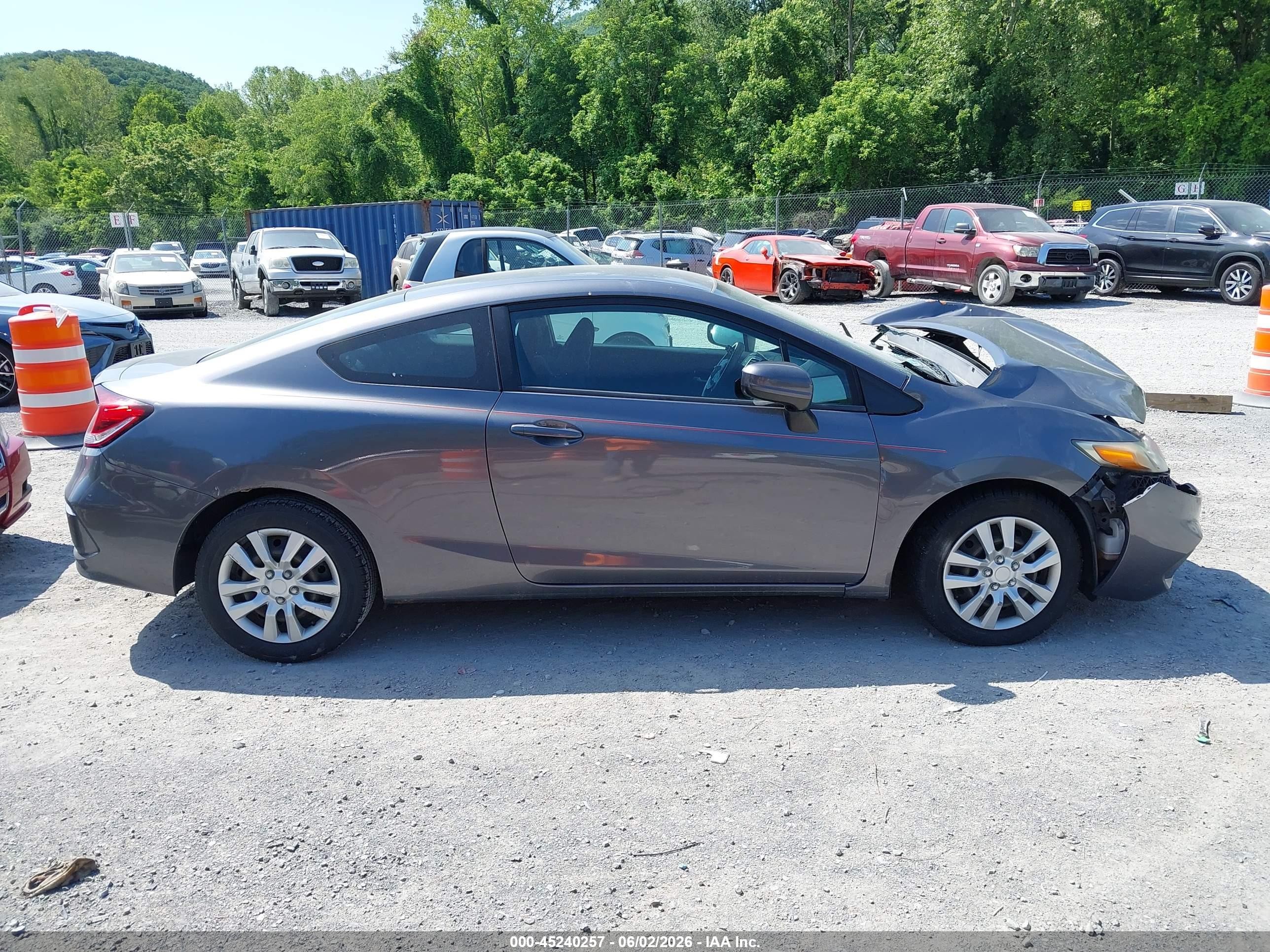 2014 Honda Civic Lx Gray vin: 2HGFG3B58EH513372