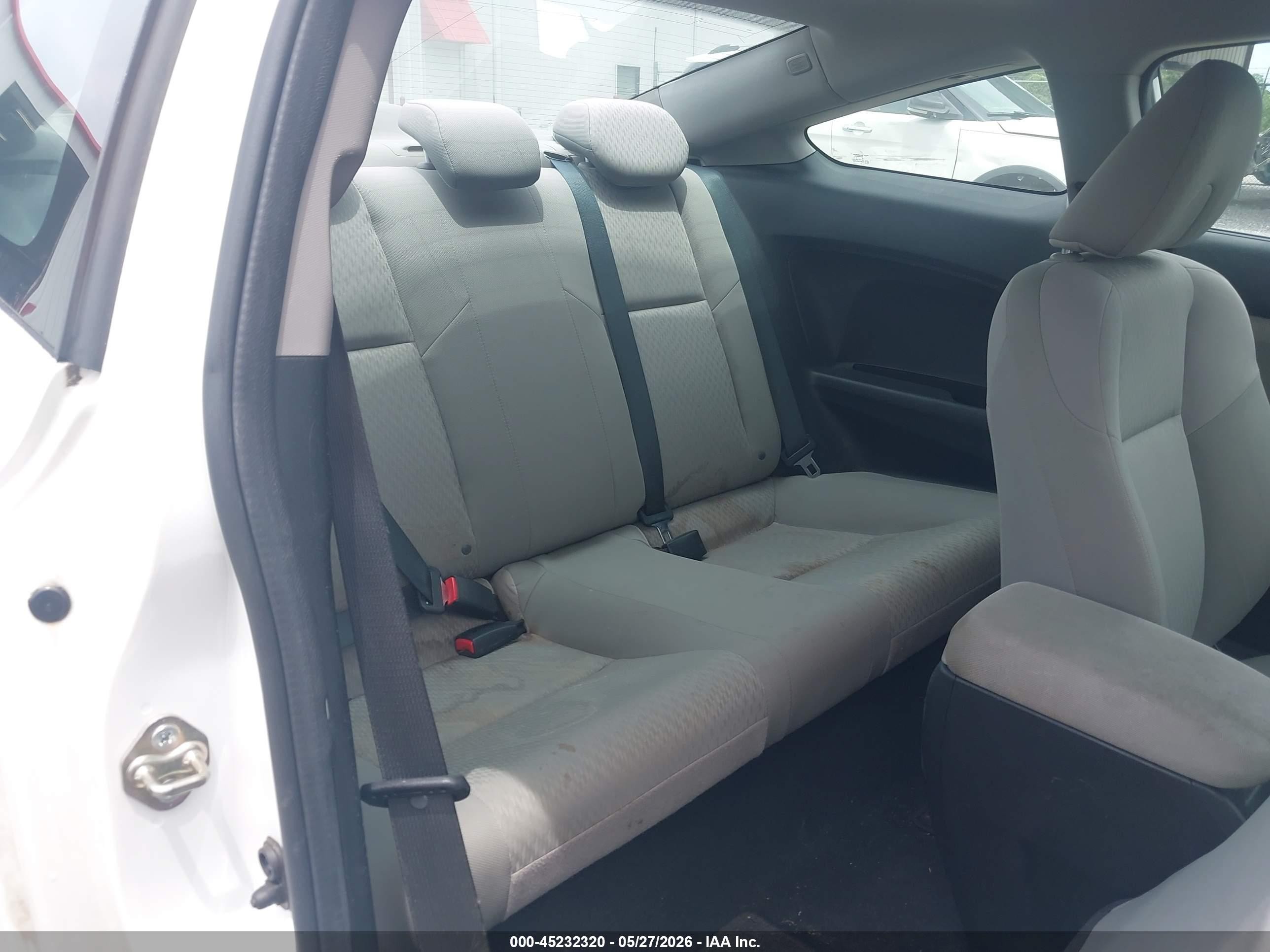 2015 Honda Civic Lx White vin: 2HGFG3B58FH533395