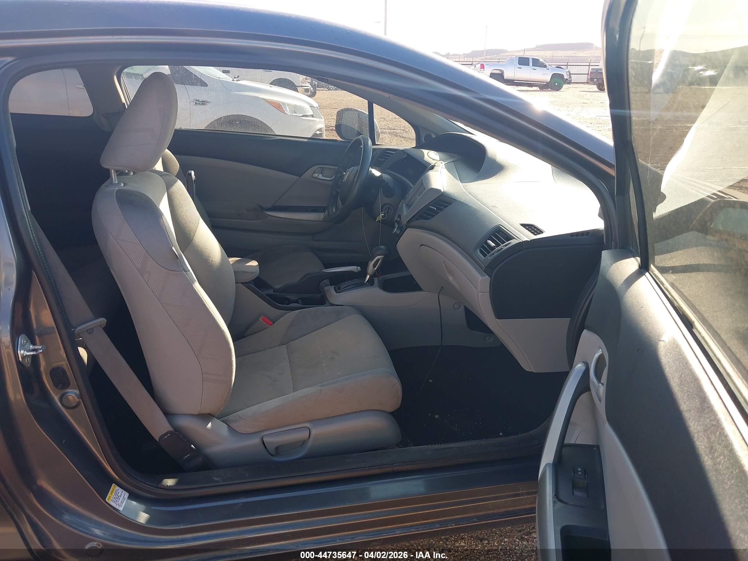 2012 Honda Civic Lx Серый vin: 2HGFG3B59CH556549