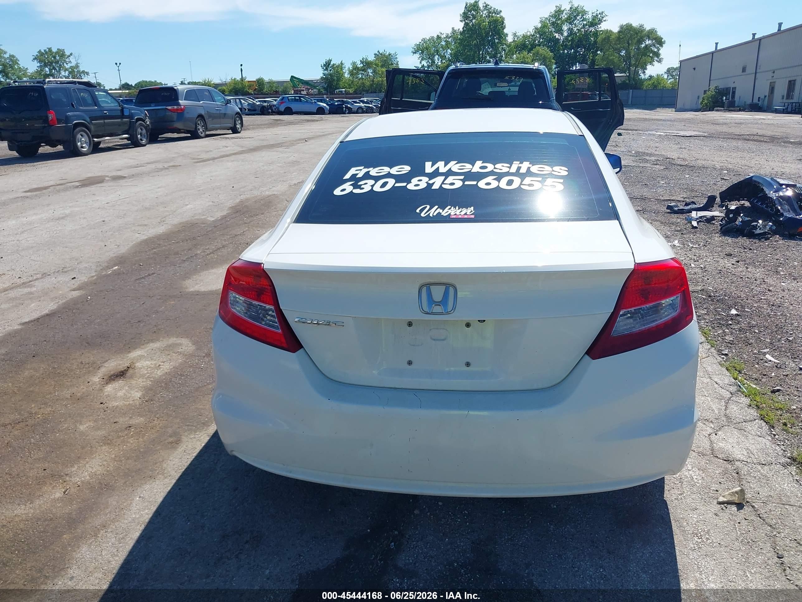2013 Honda Civic Lx White vin: 2HGFG3B5XDH520967