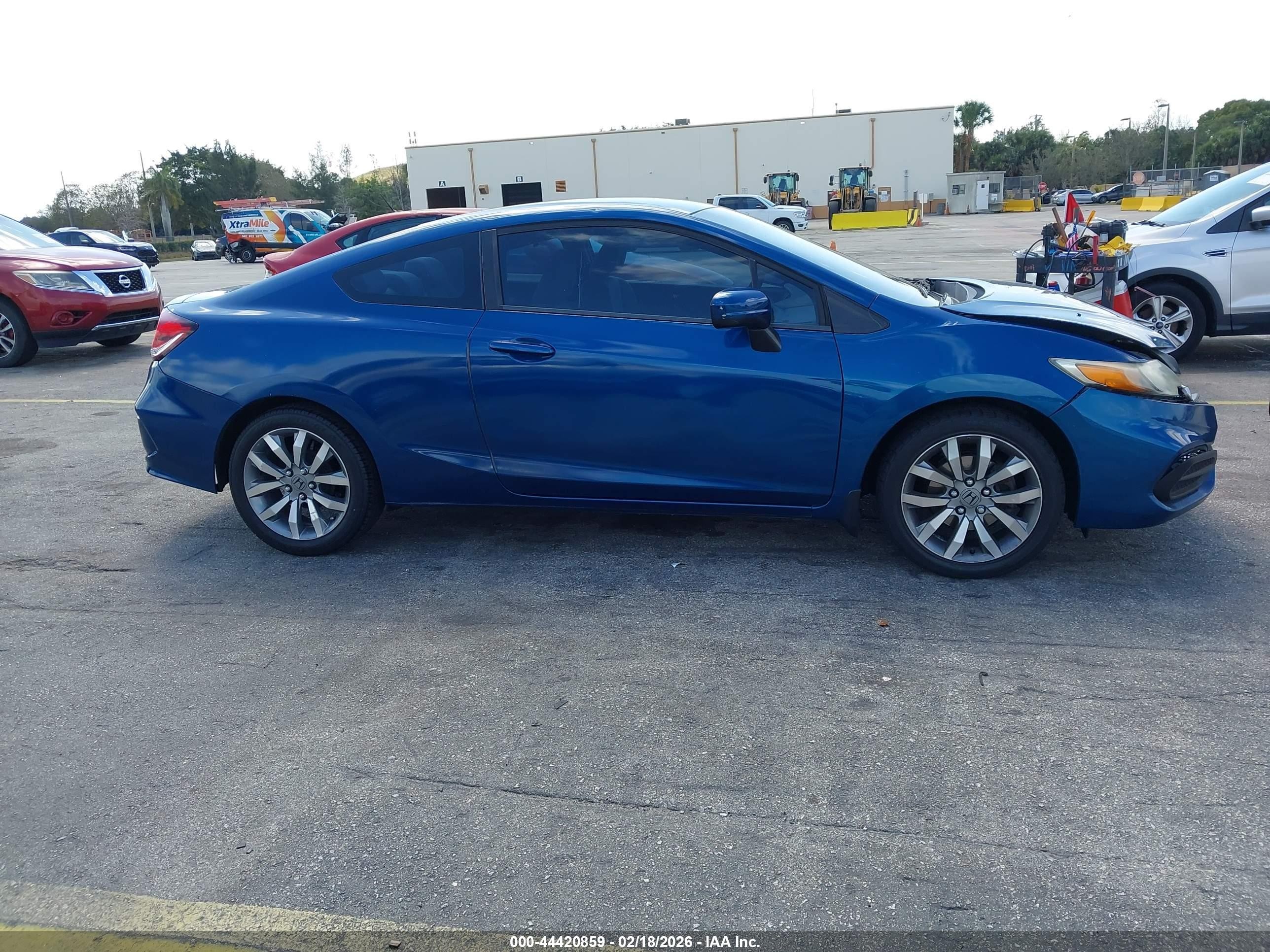 2015 Honda Civic Lx Синий vin: 2HGFG3B5XFH520213