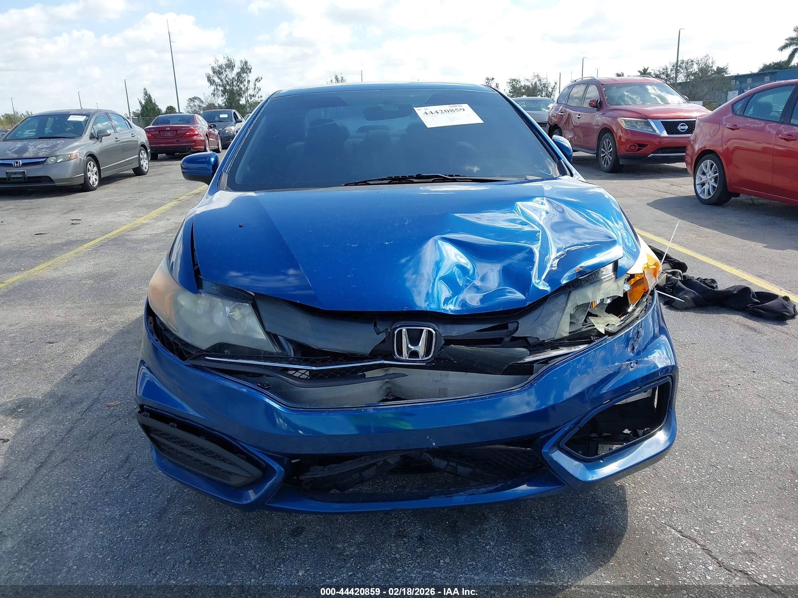 2015 Honda Civic Lx Синий vin: 2HGFG3B5XFH520213