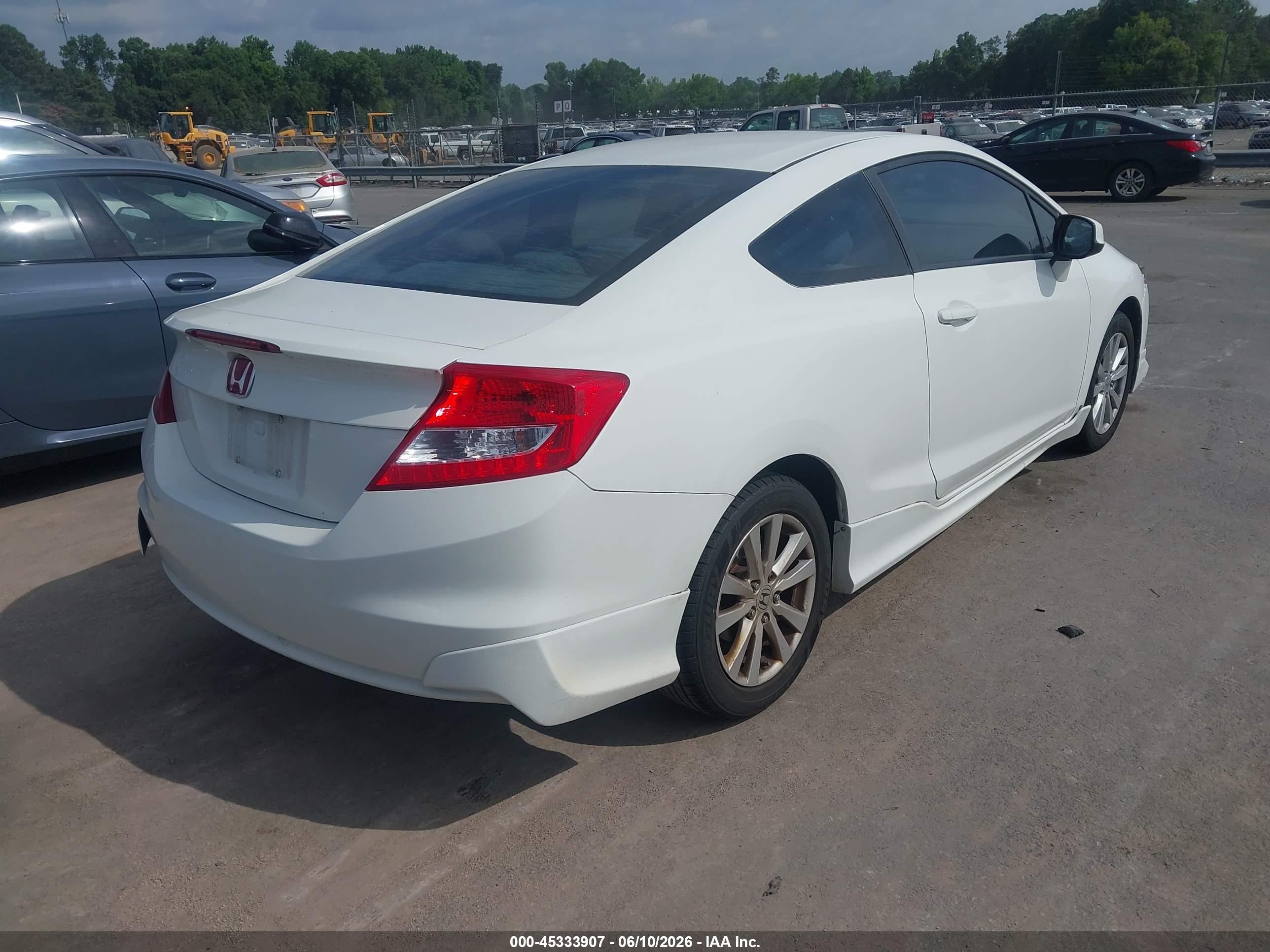 2012 Honda Civic Ex White vin: 2HGFG3B81CH519196