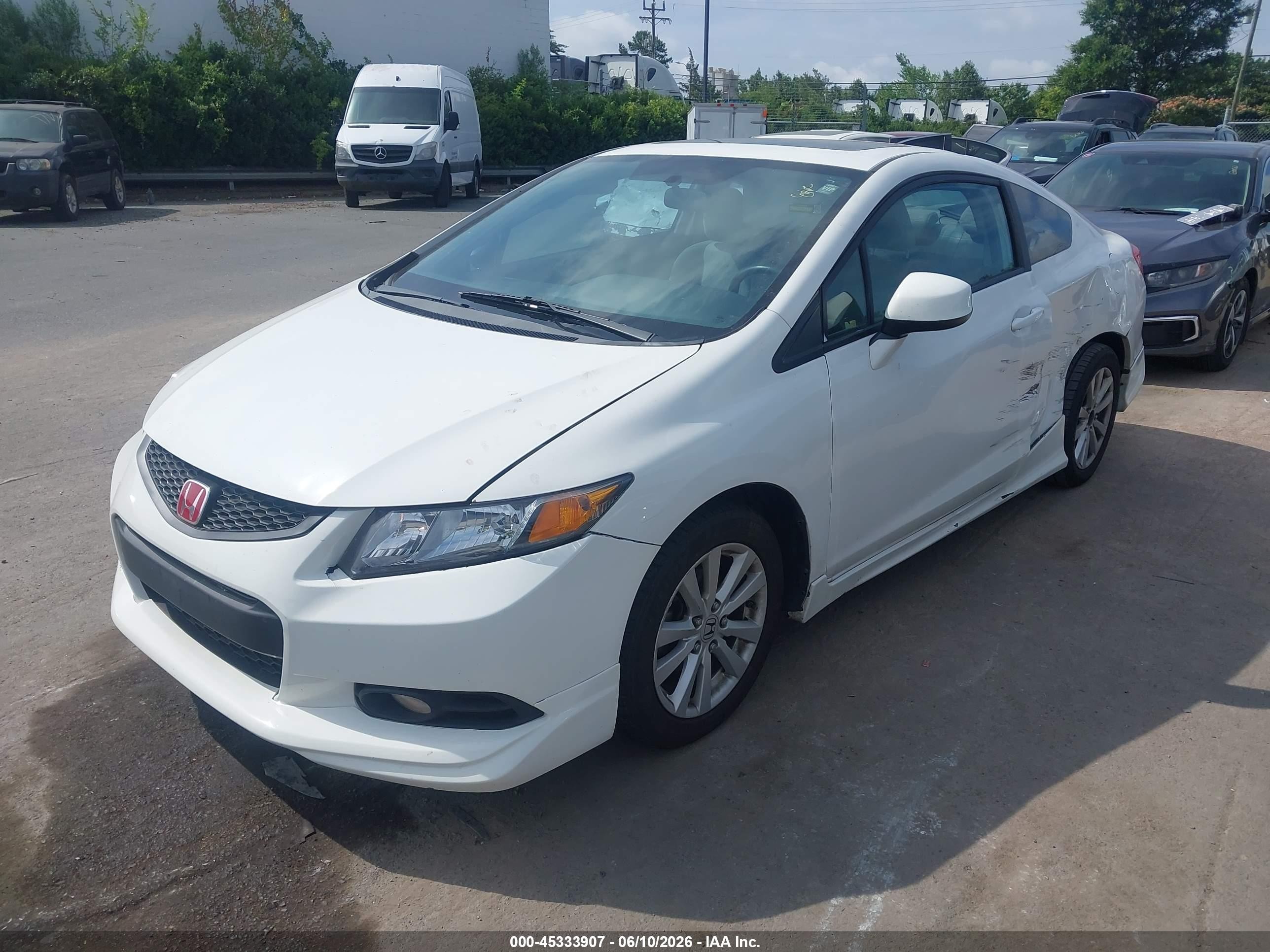 2012 Honda Civic Ex White vin: 2HGFG3B81CH519196