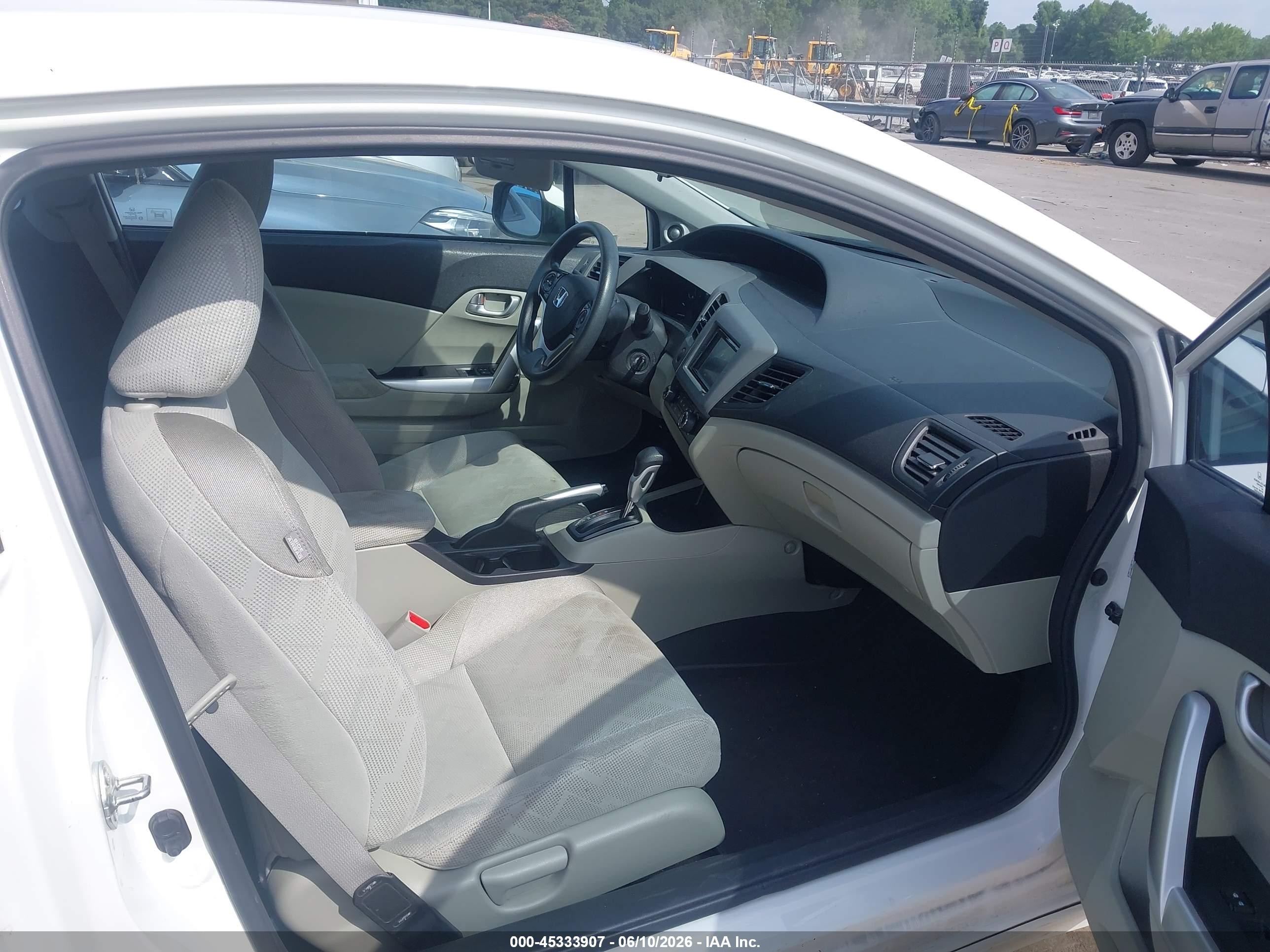 2012 Honda Civic Ex White vin: 2HGFG3B81CH519196