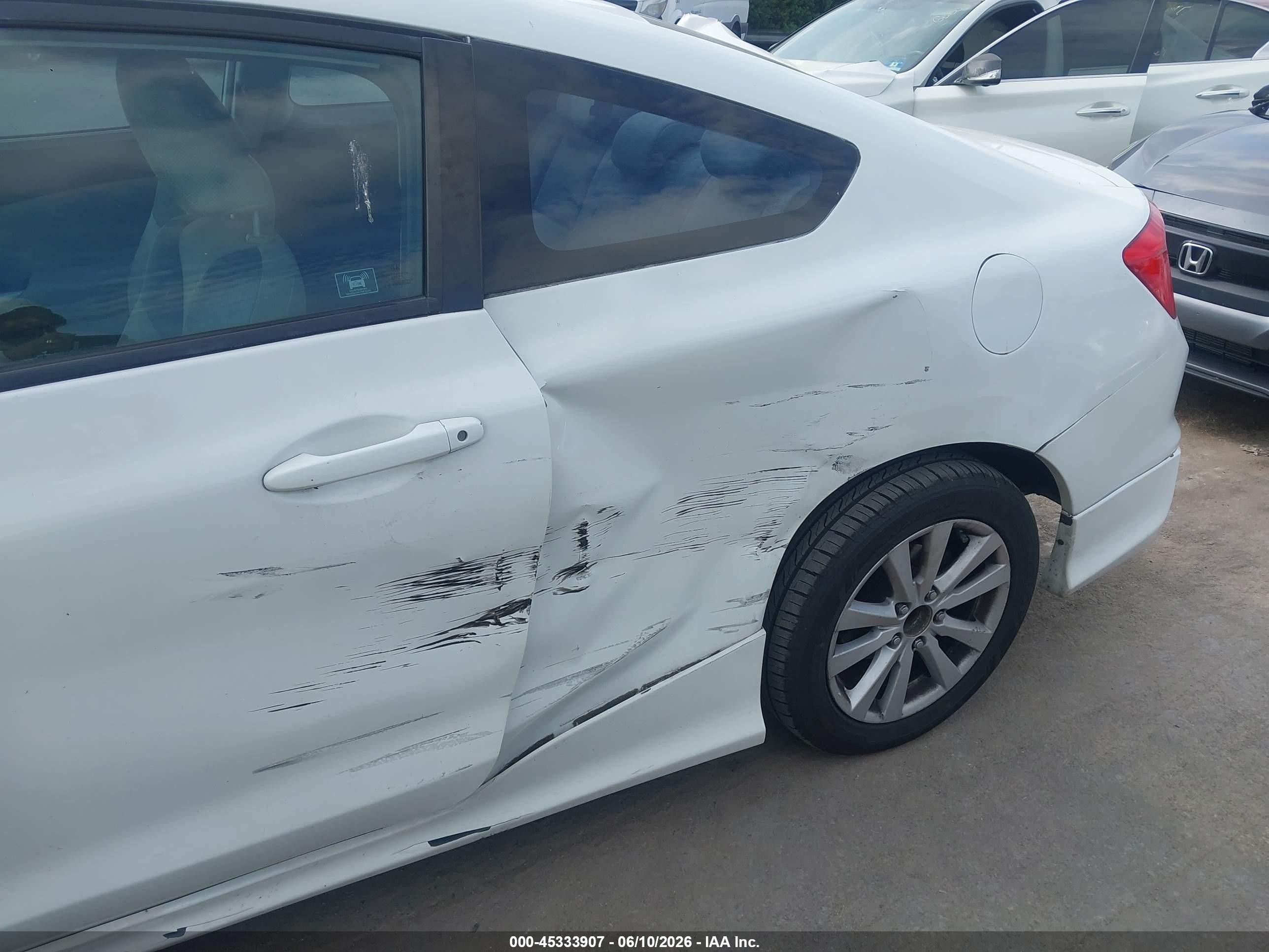 2012 Honda Civic Ex White vin: 2HGFG3B81CH519196