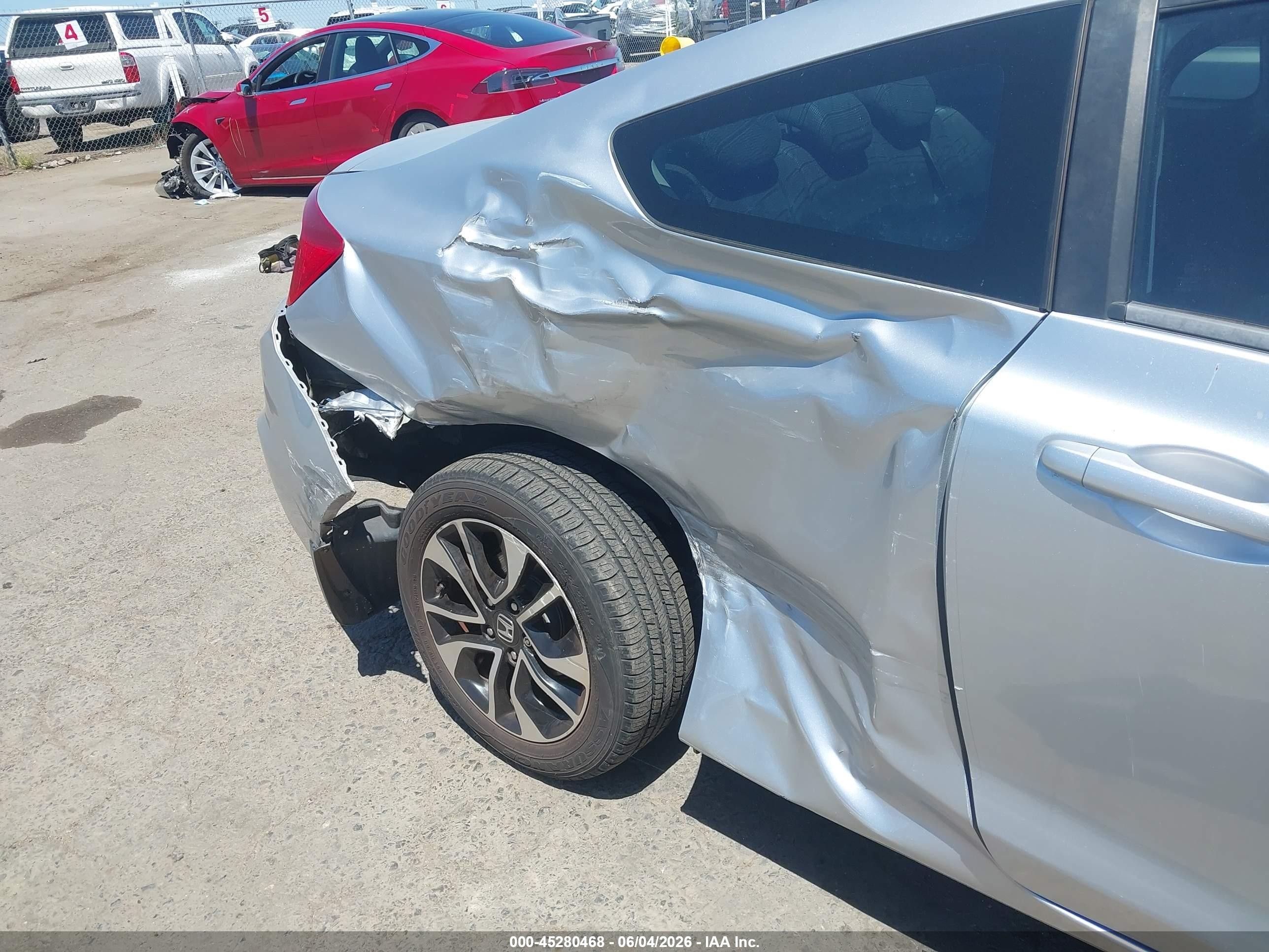 2013 Honda Civic Ex Silver vin: 2HGFG3B82DH502697