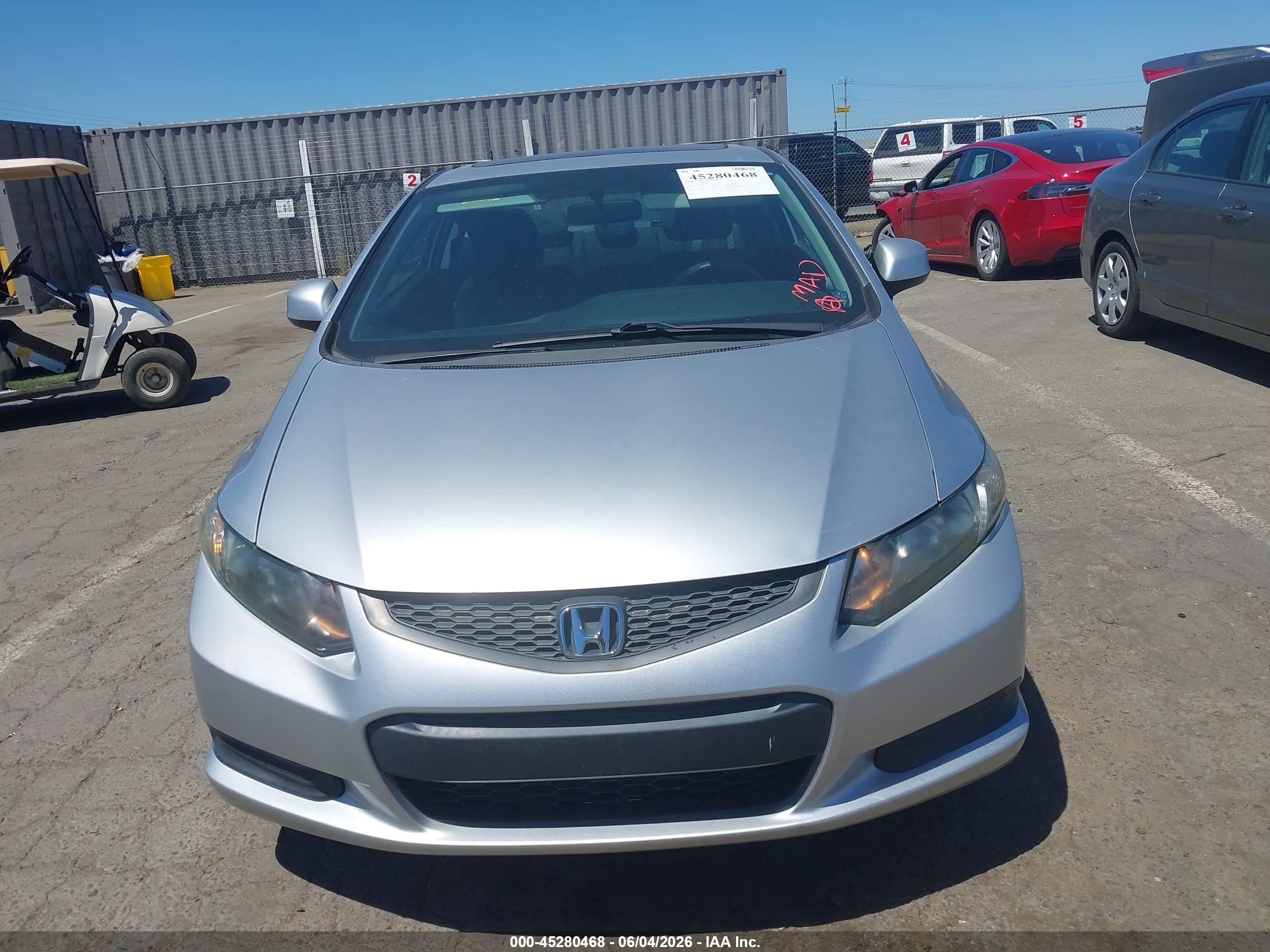 2013 Honda Civic Ex Silver vin: 2HGFG3B82DH502697