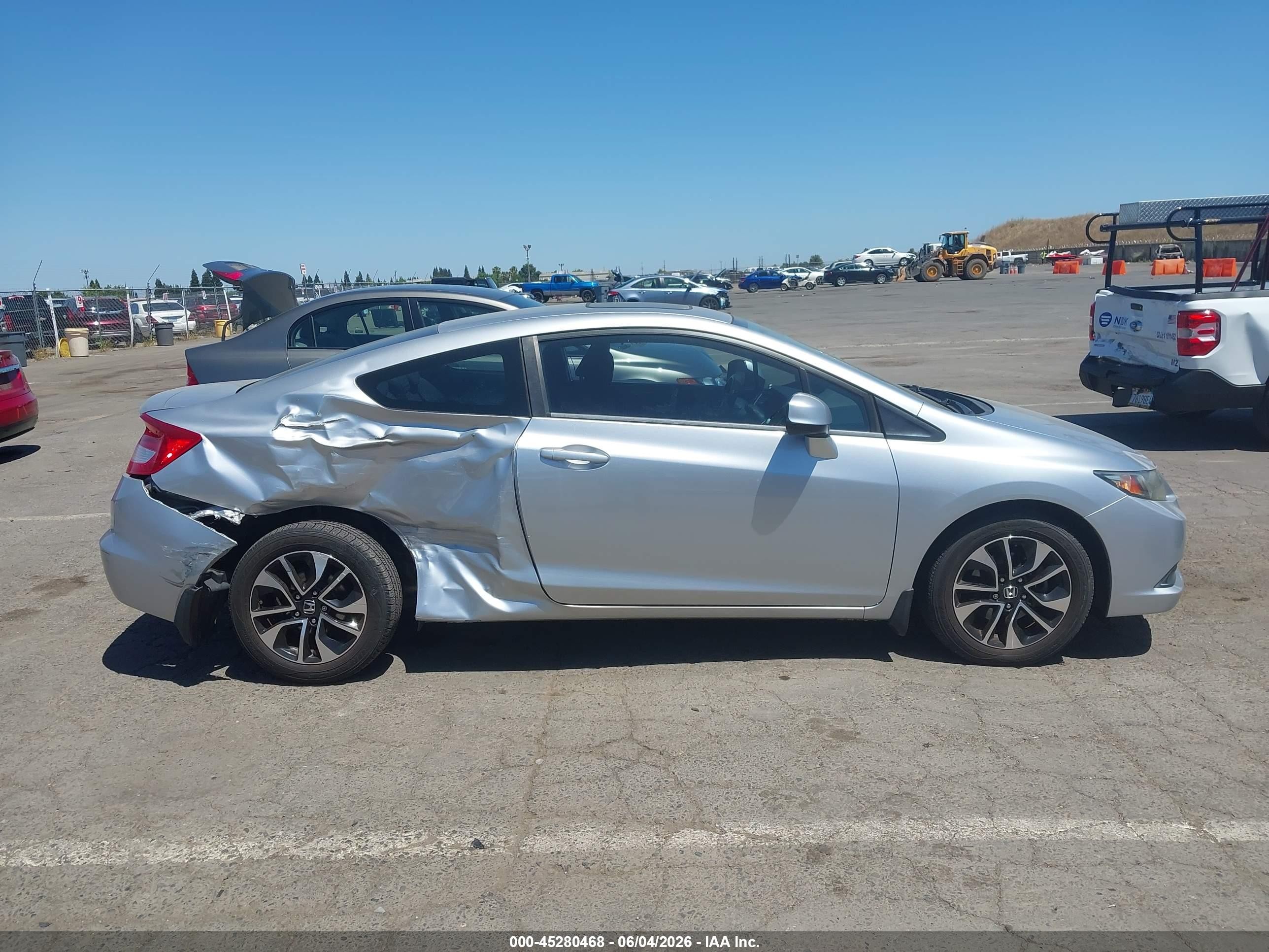 2013 Honda Civic Ex Silver vin: 2HGFG3B82DH502697