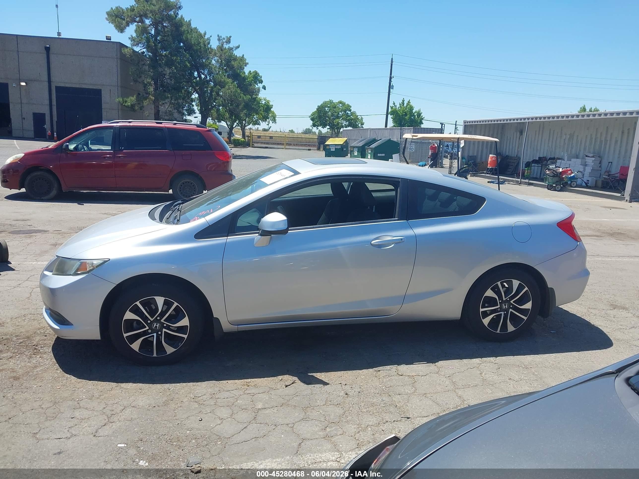 2013 Honda Civic Ex Silver vin: 2HGFG3B82DH502697