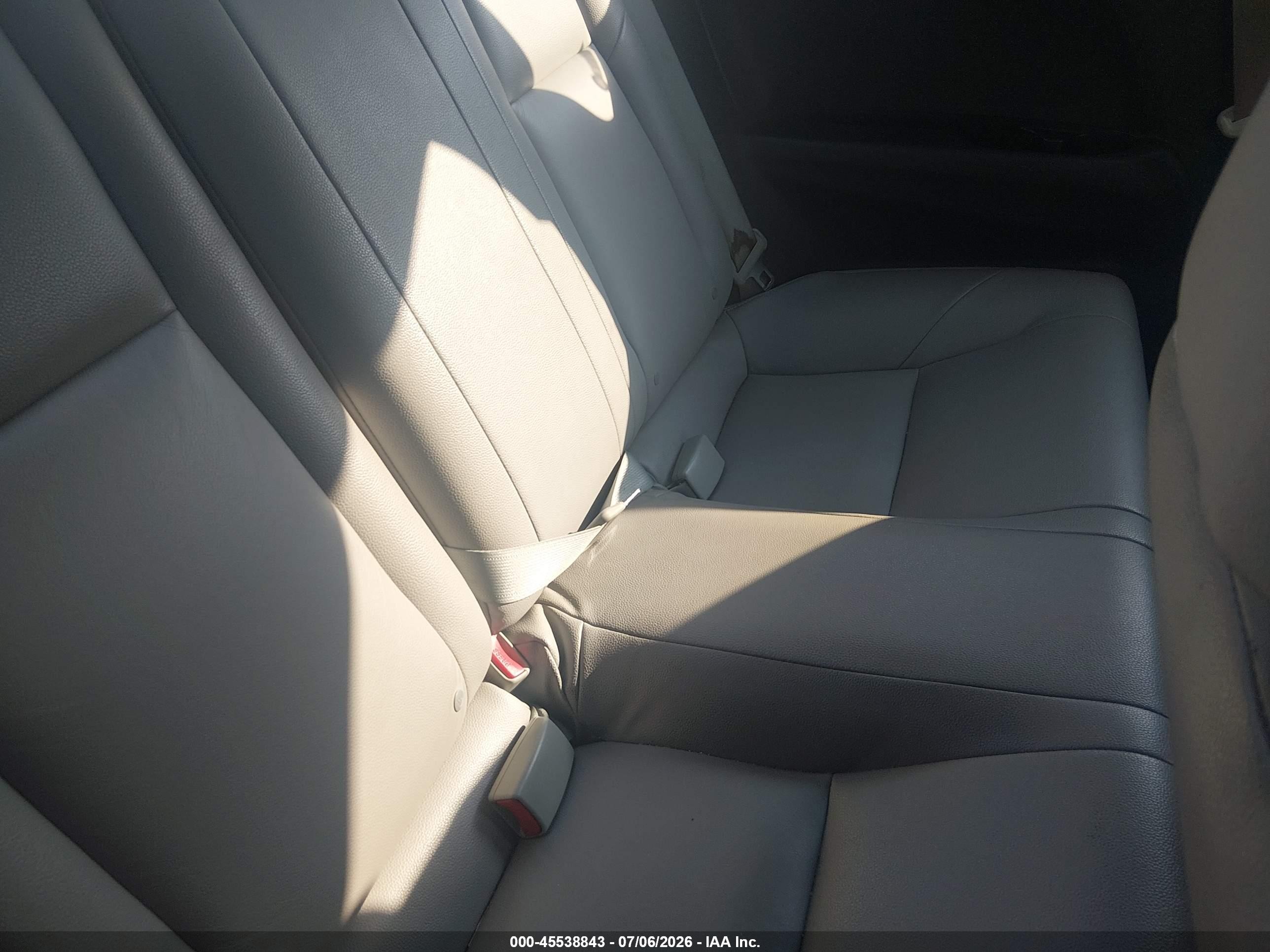 2012 Honda Civic Ex White vin: 2HGFG3B83CH563572