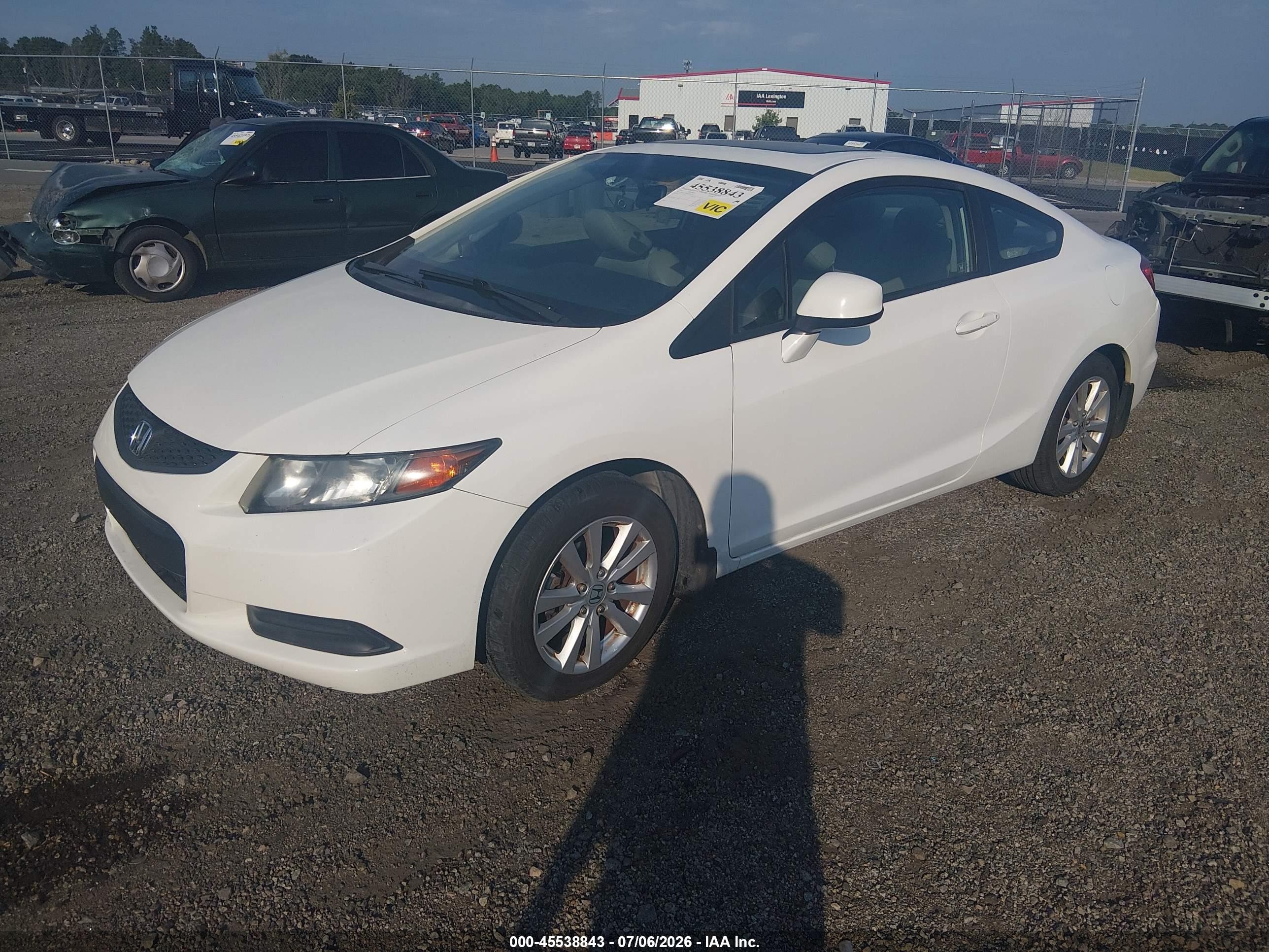 2012 Honda Civic Ex White vin: 2HGFG3B83CH563572