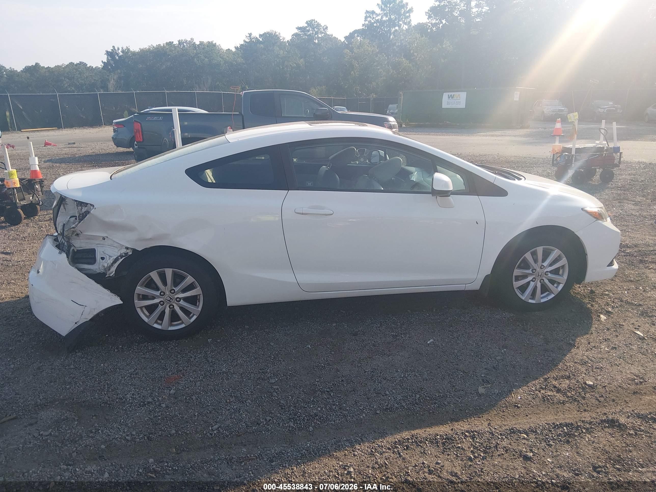 2012 Honda Civic Ex White vin: 2HGFG3B83CH563572