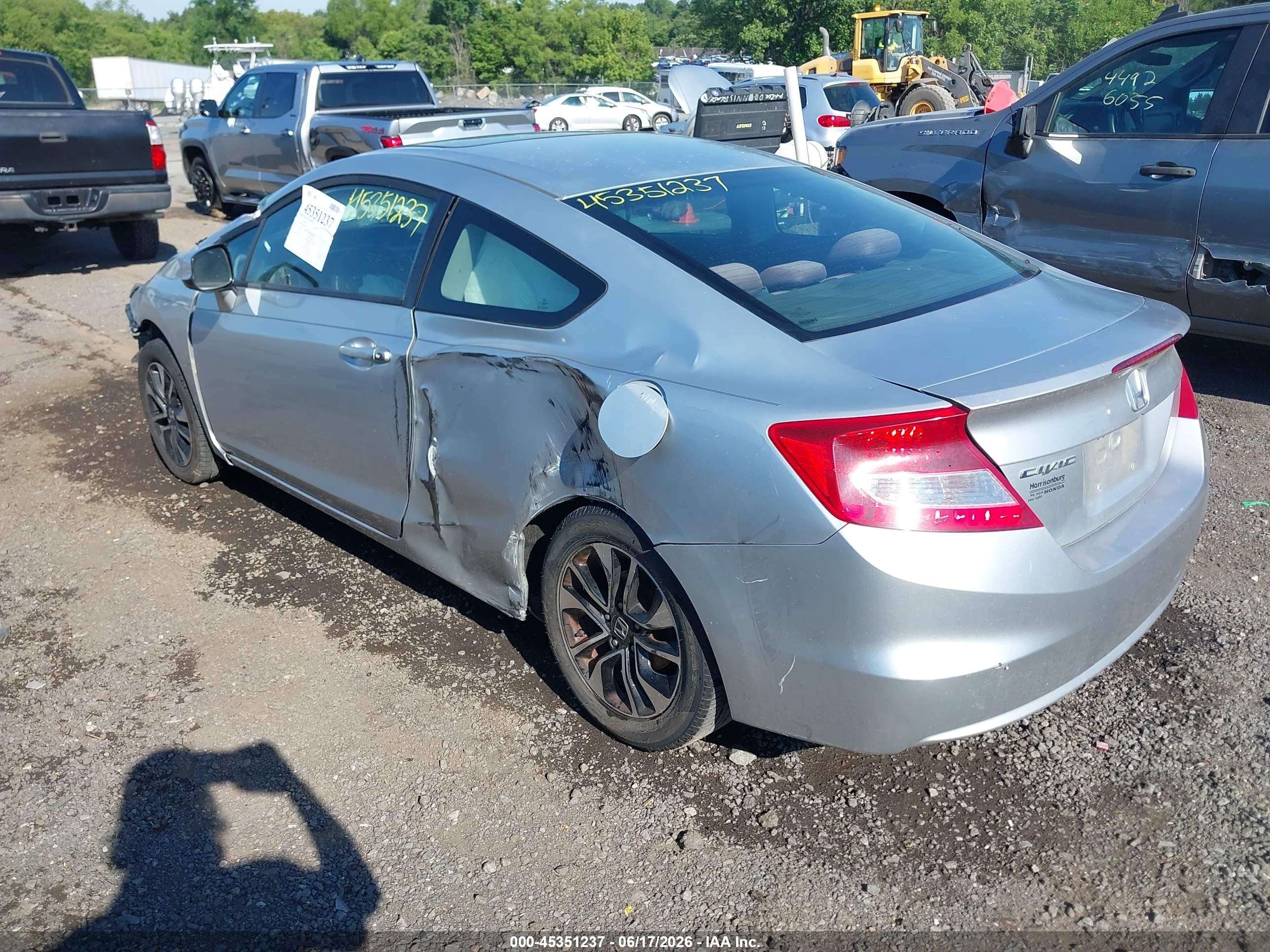 2013 Honda Civic Ex Серебряный vin: 2HGFG3B84DH505908