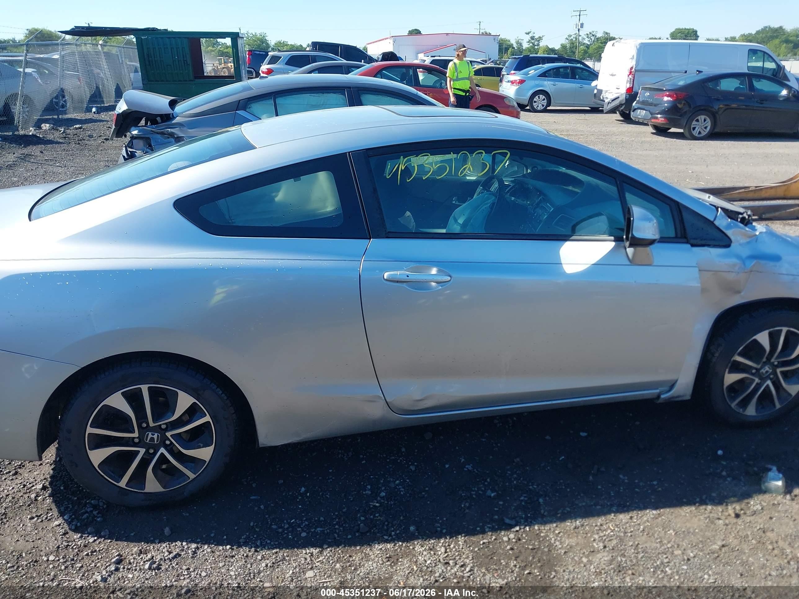2013 Honda Civic Ex Серебряный vin: 2HGFG3B84DH505908