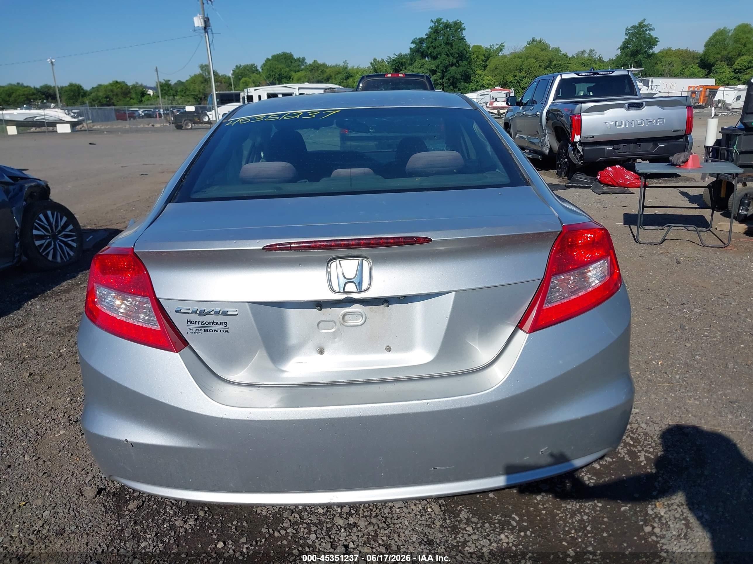 2013 Honda Civic Ex Серебряный vin: 2HGFG3B84DH505908