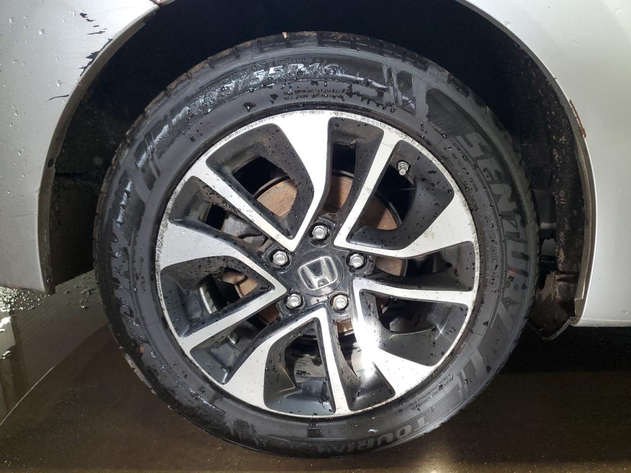 2013 Honda Civic Ex Silver vin: 2HGFG3B88DH528303 Damage: Right Rear Wheel, Curb Rash, > 12 Inches